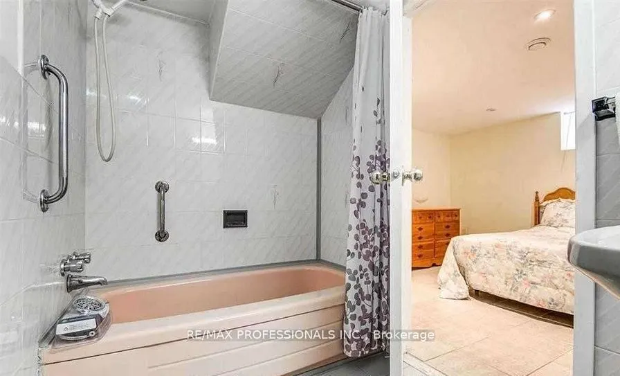 183 Elmhurst Drive, #Bsmt