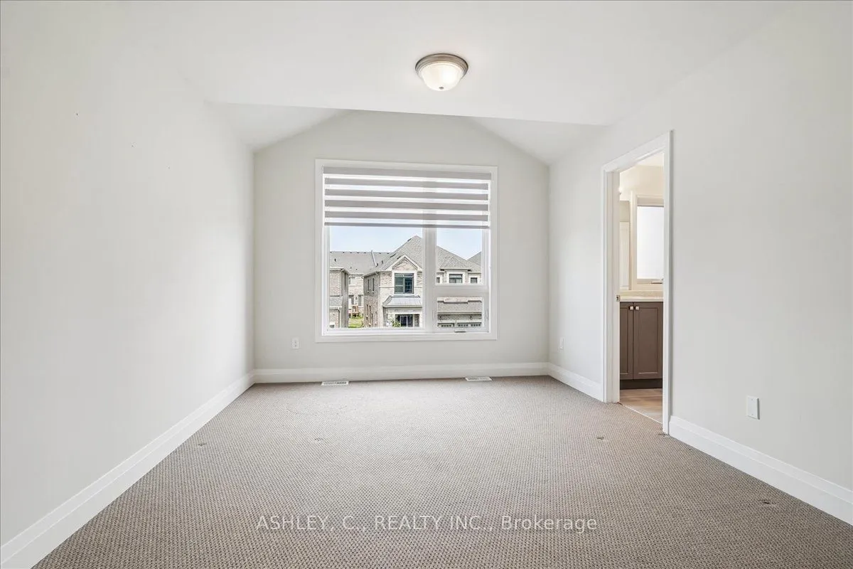 29 Gladmary Drive, #Upper