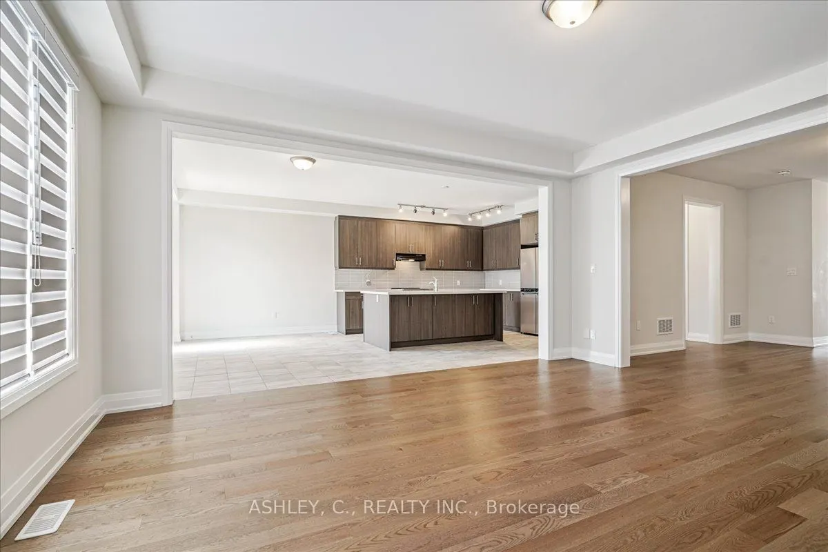 29 Gladmary Drive, #Upper