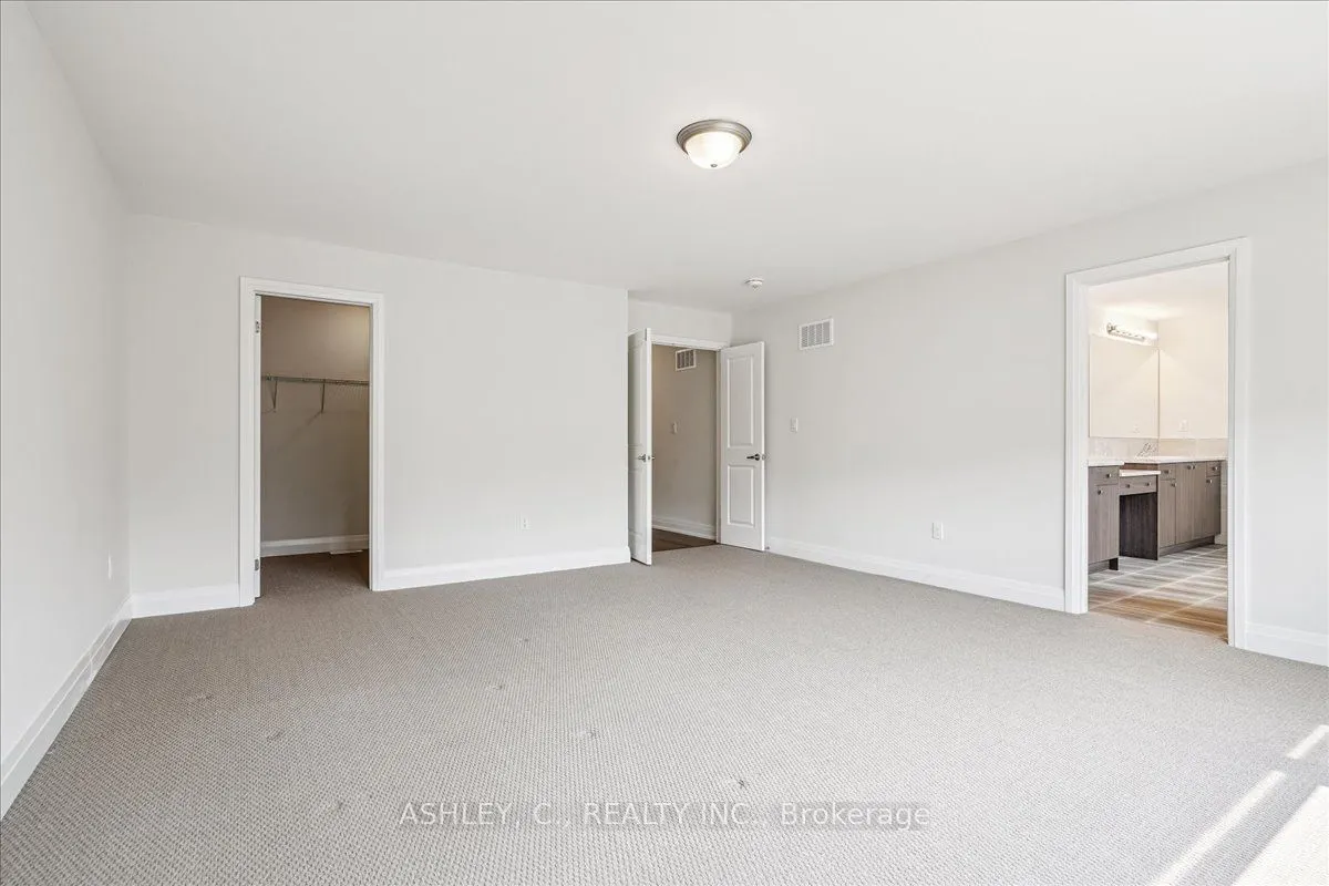 29 Gladmary Drive, #Upper