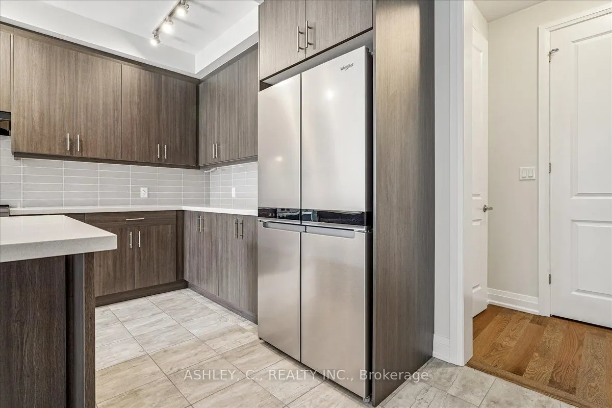 29 Gladmary Drive, #Upper