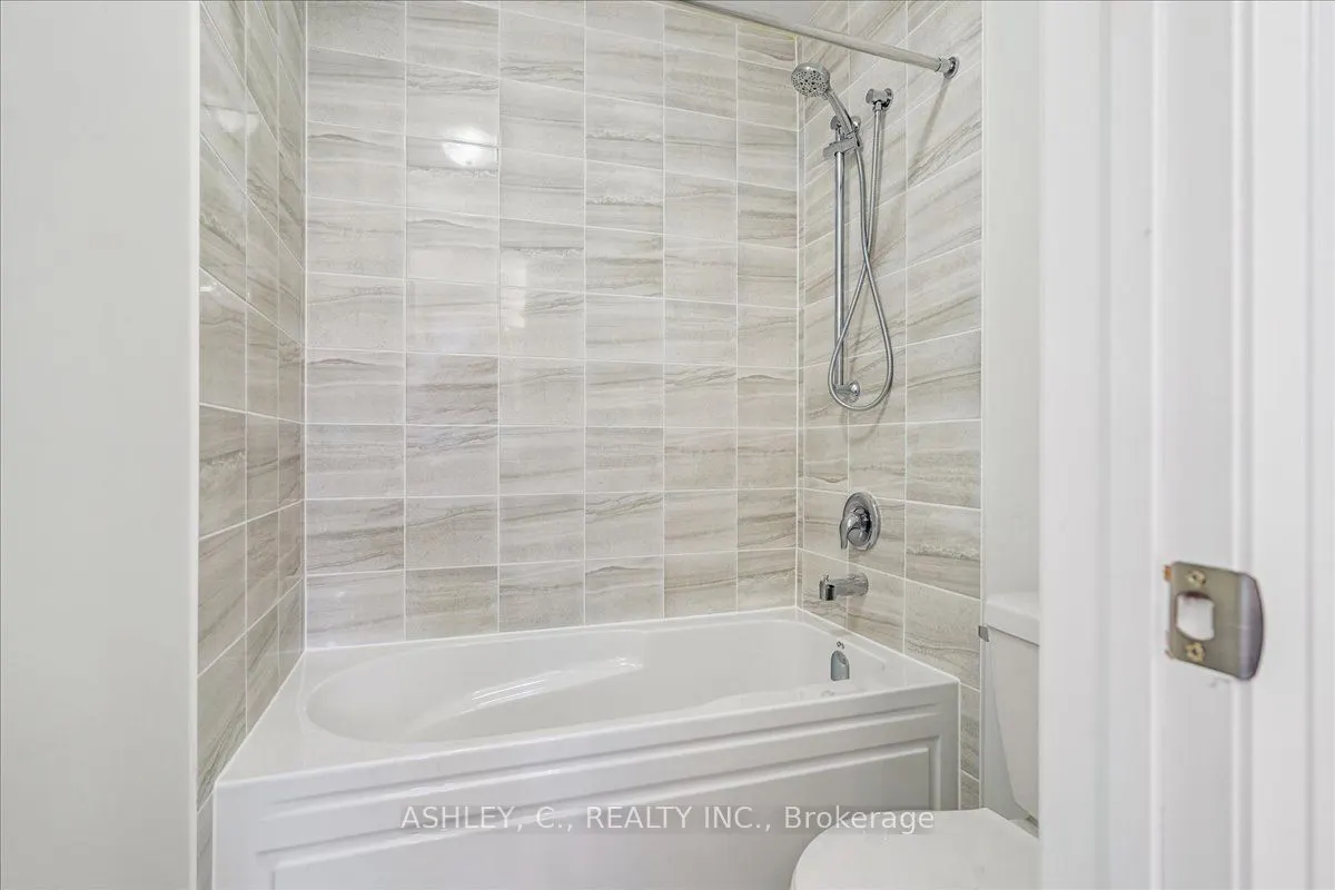 29 Gladmary Drive, #Upper