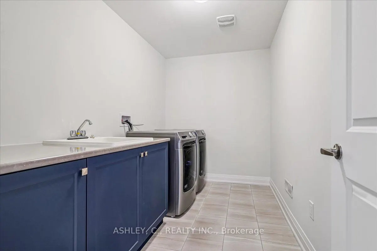 29 Gladmary Drive, #Upper