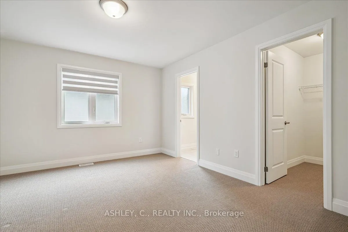 29 Gladmary Drive, #Upper