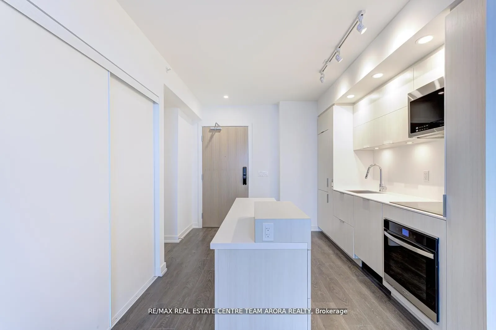 370 MARTHA Street, #506