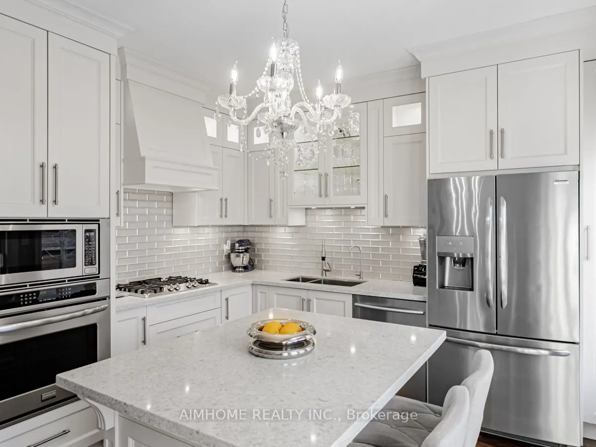 2 Brownstone Lane