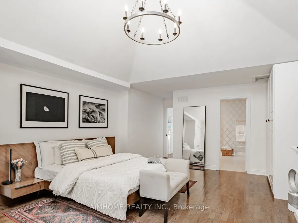 2 Brownstone Lane