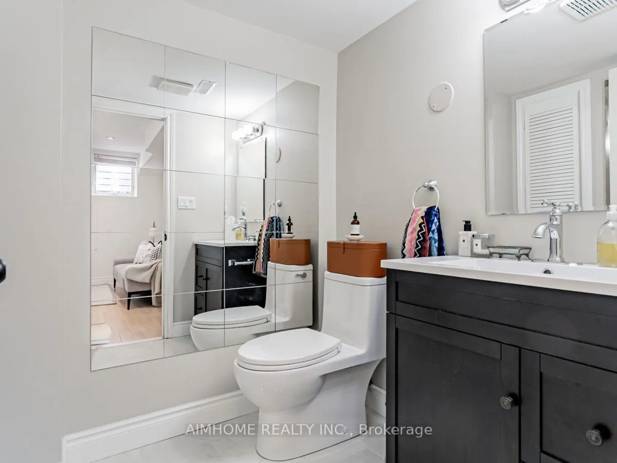 2 Brownstone Lane