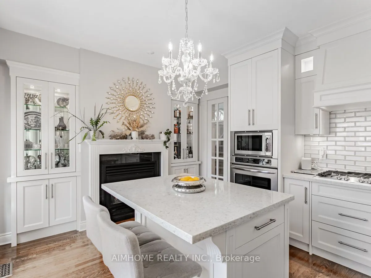 2 Brownstone Lane