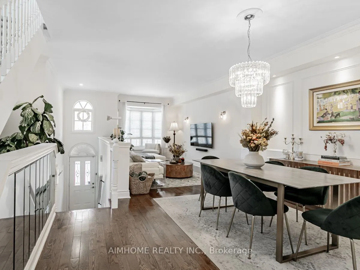 2 Brownstone Lane