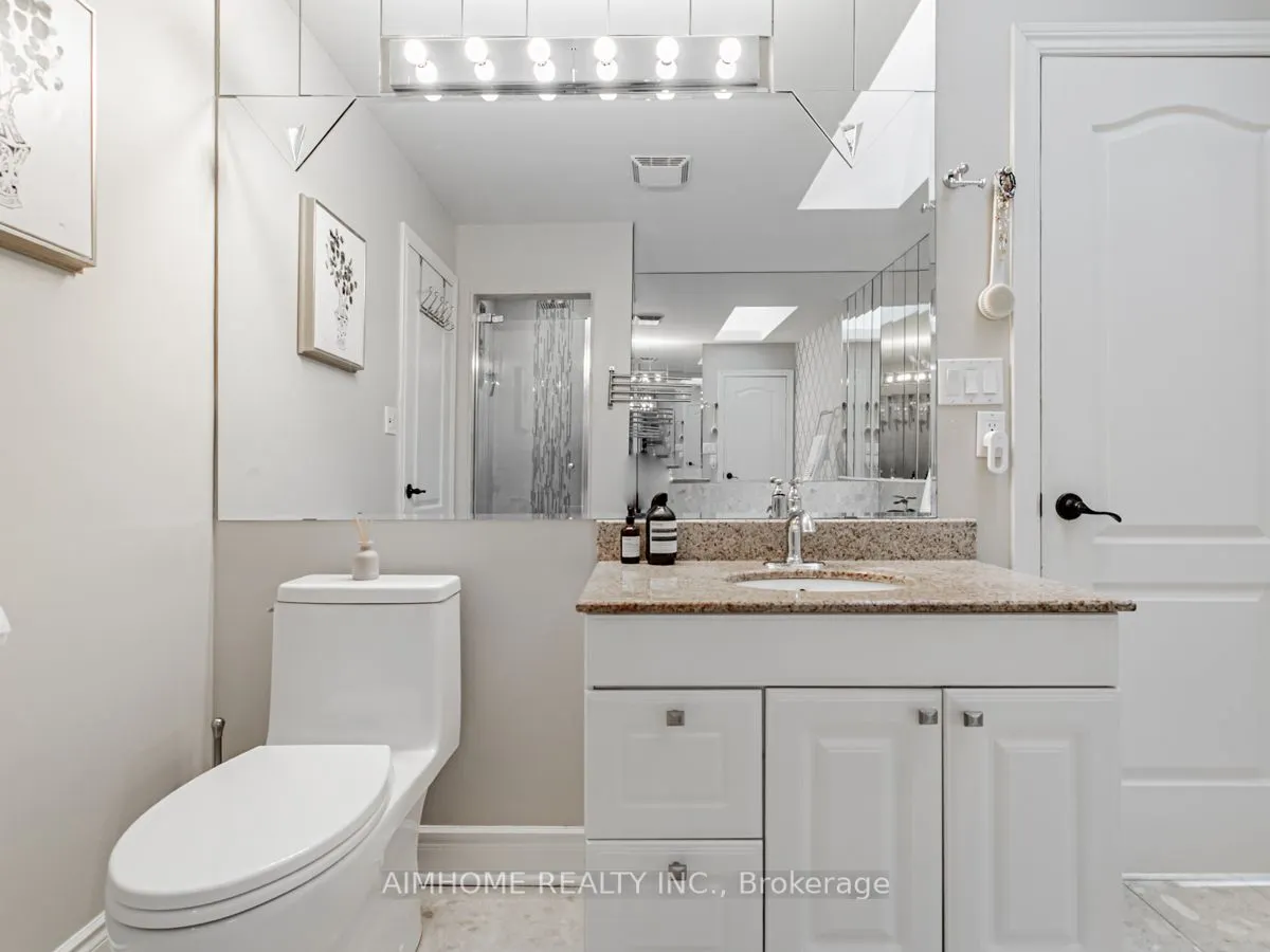 2 Brownstone Lane