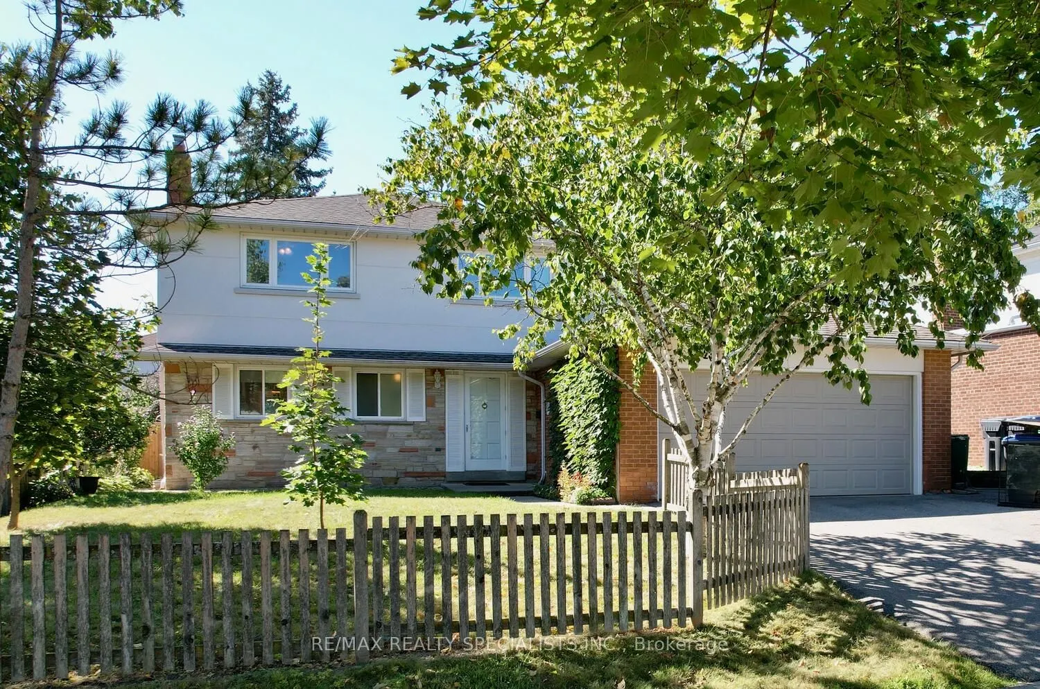 2312 Homelands Drive