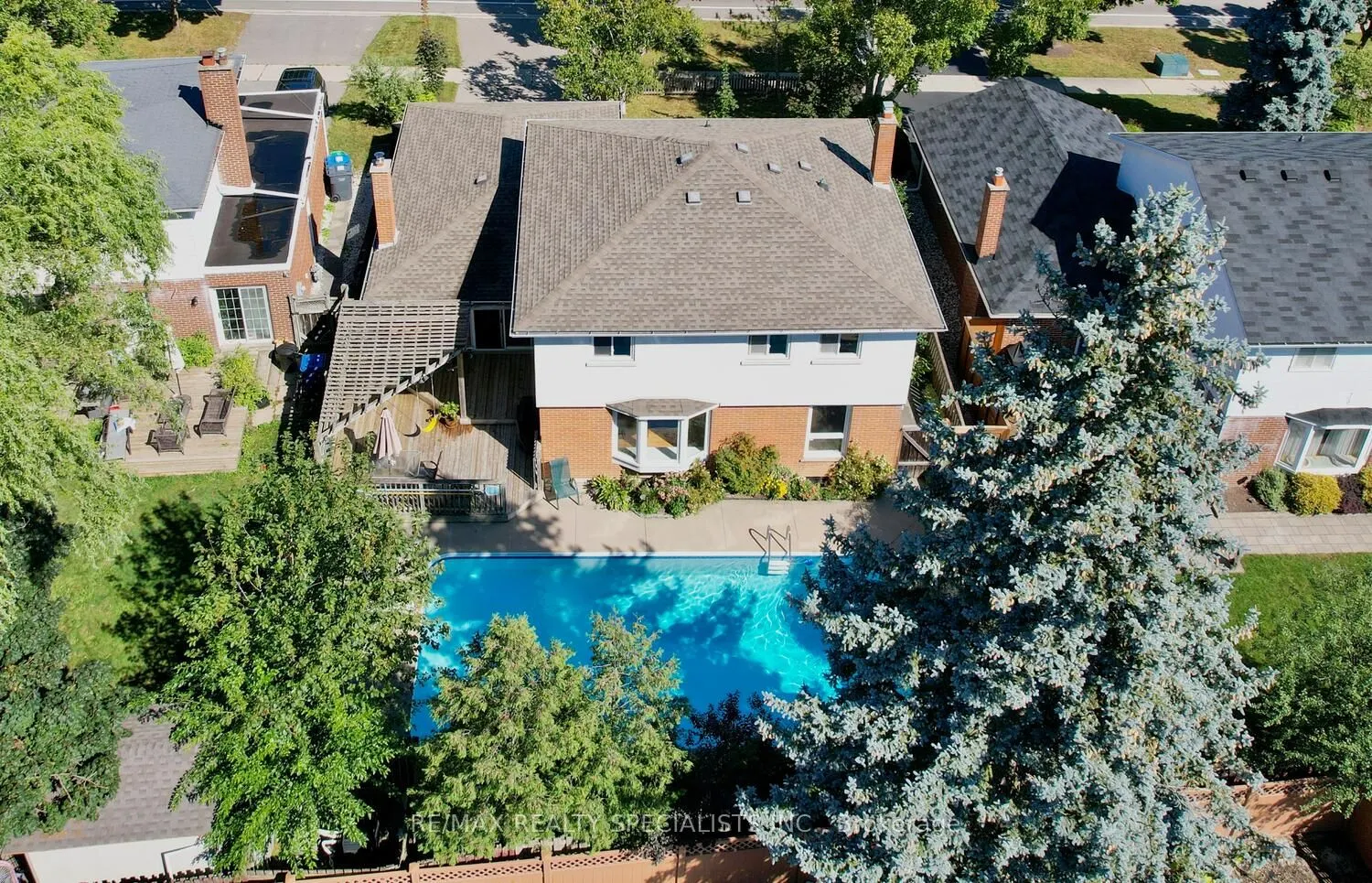 2312 Homelands Drive
