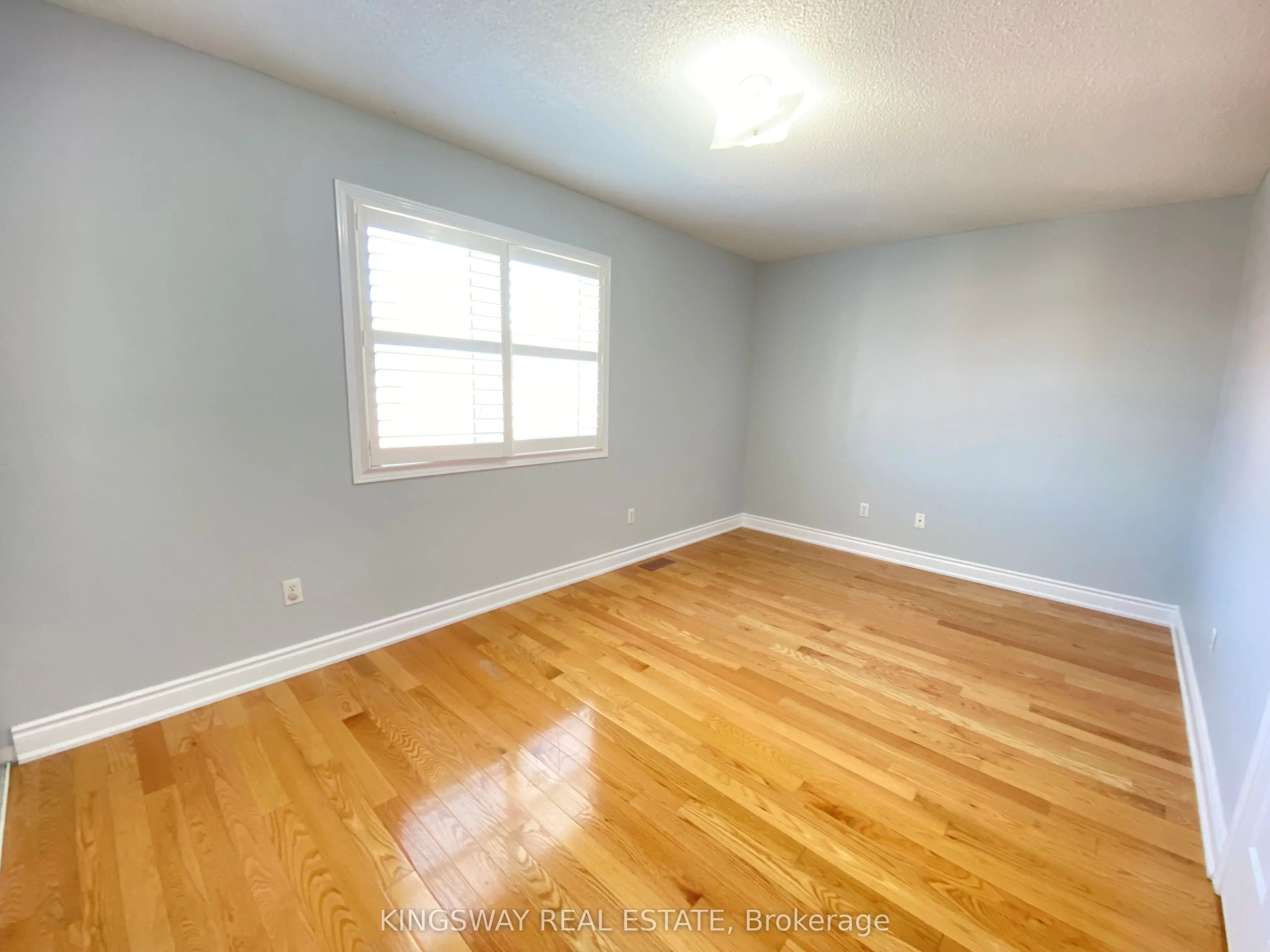 33 Caranci Crescent