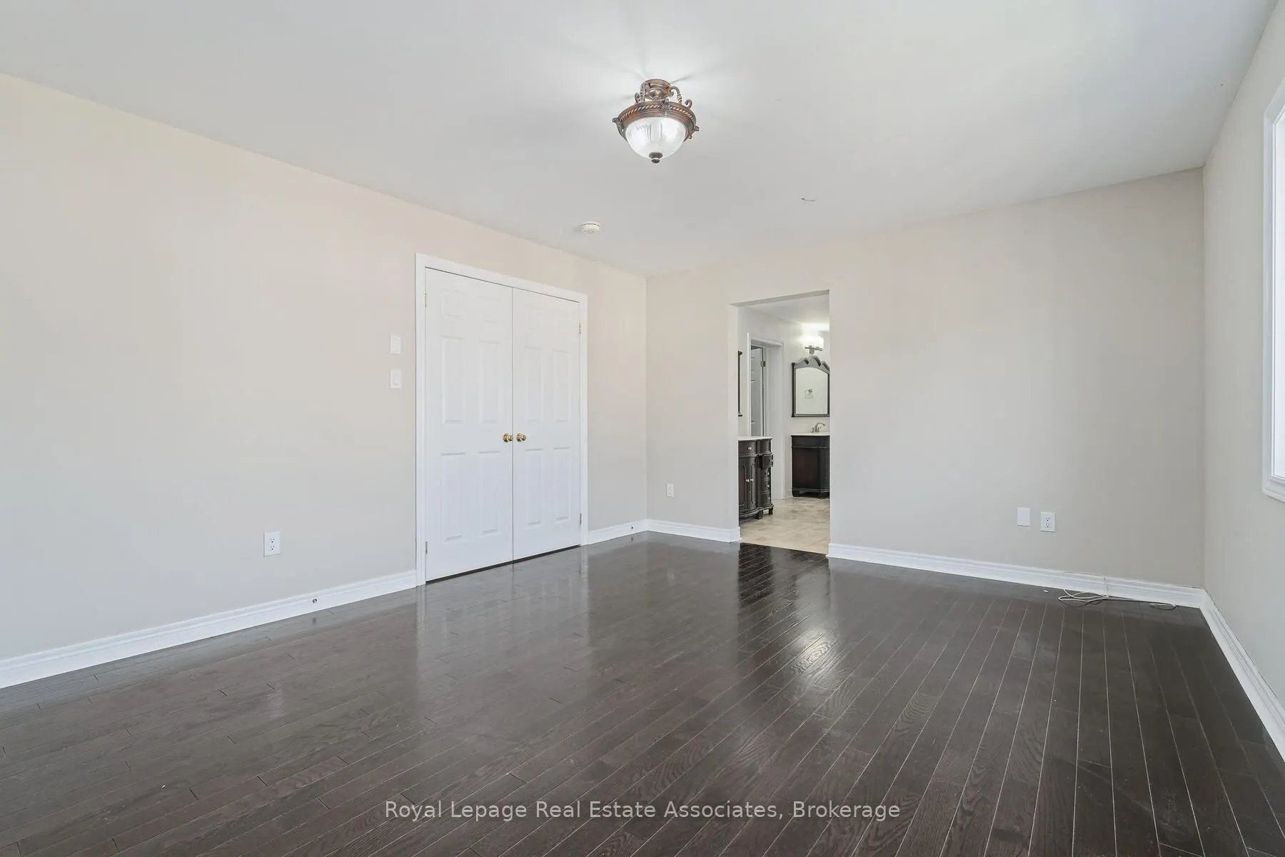 405 Hincks Drive