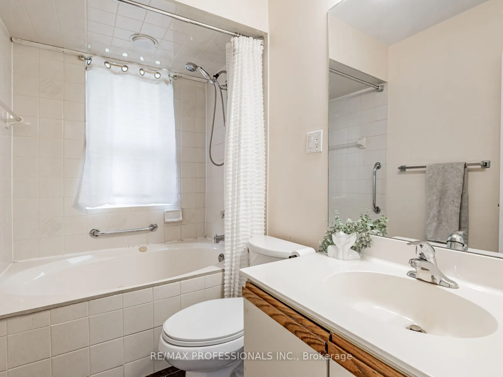 281 Jeffcoat Drive
