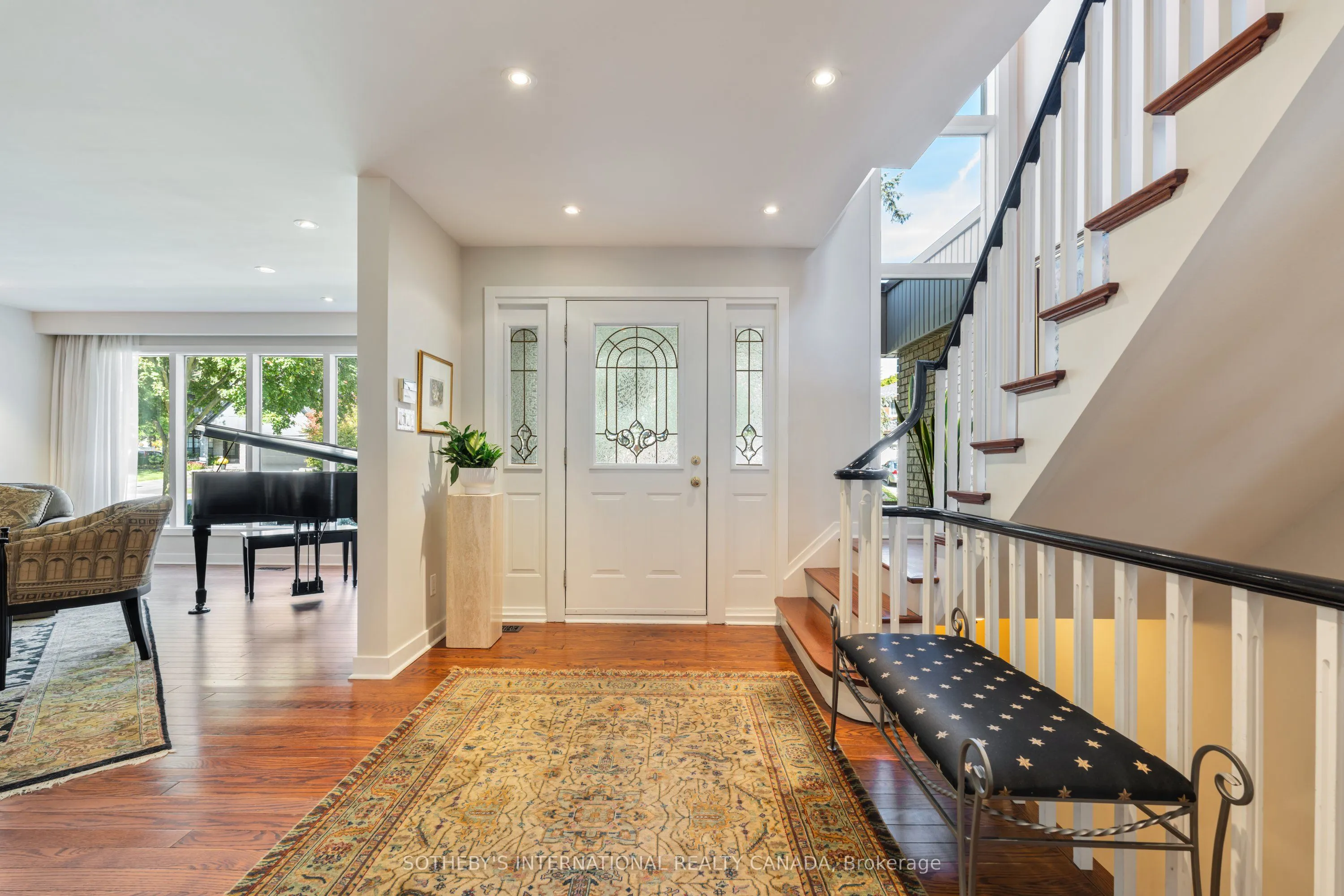 6 Courtsfield Crescent