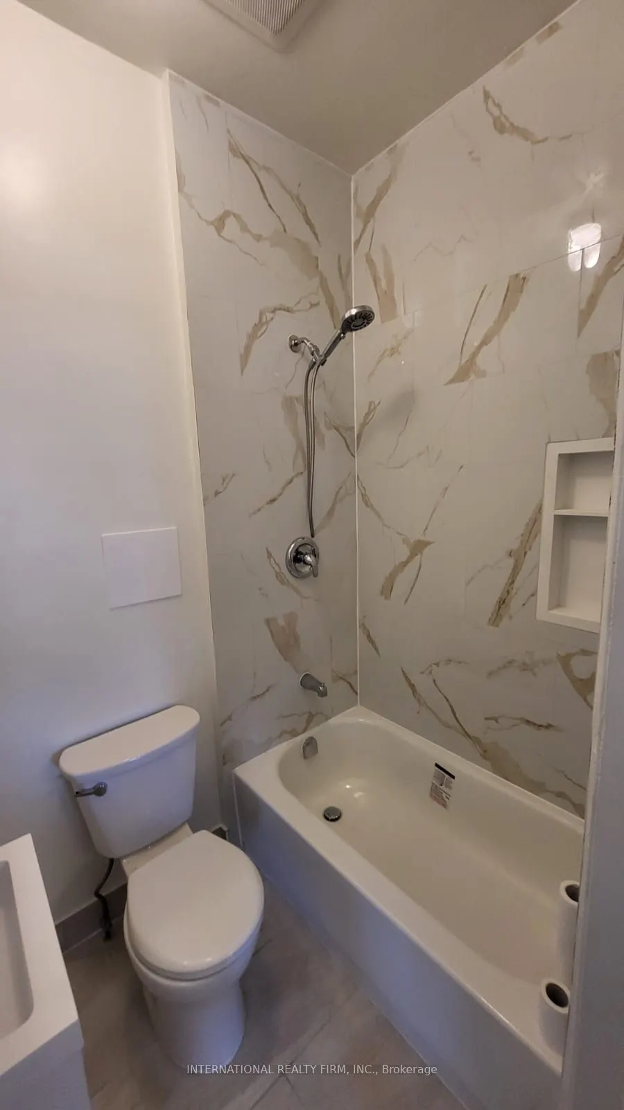 7 Thomas Street, #2