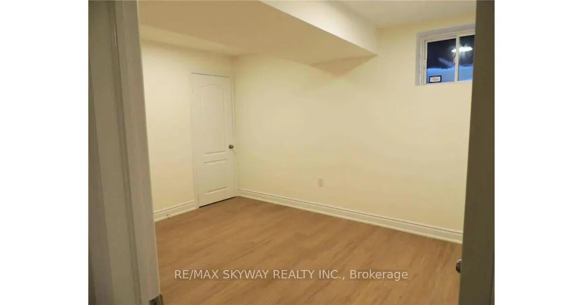 88 Leadenhall Road, #Bsmt