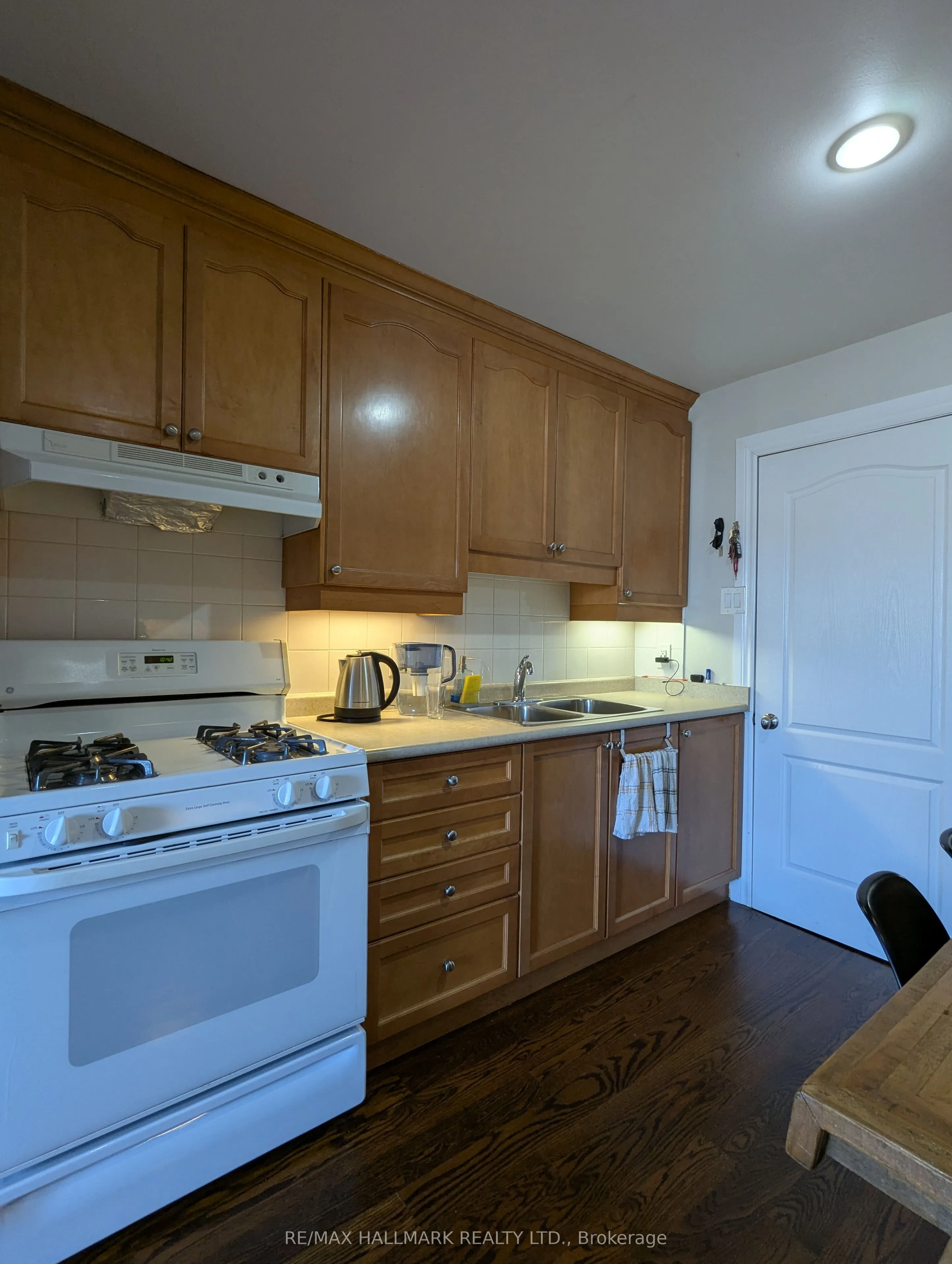 14 Innes Avenue, #1