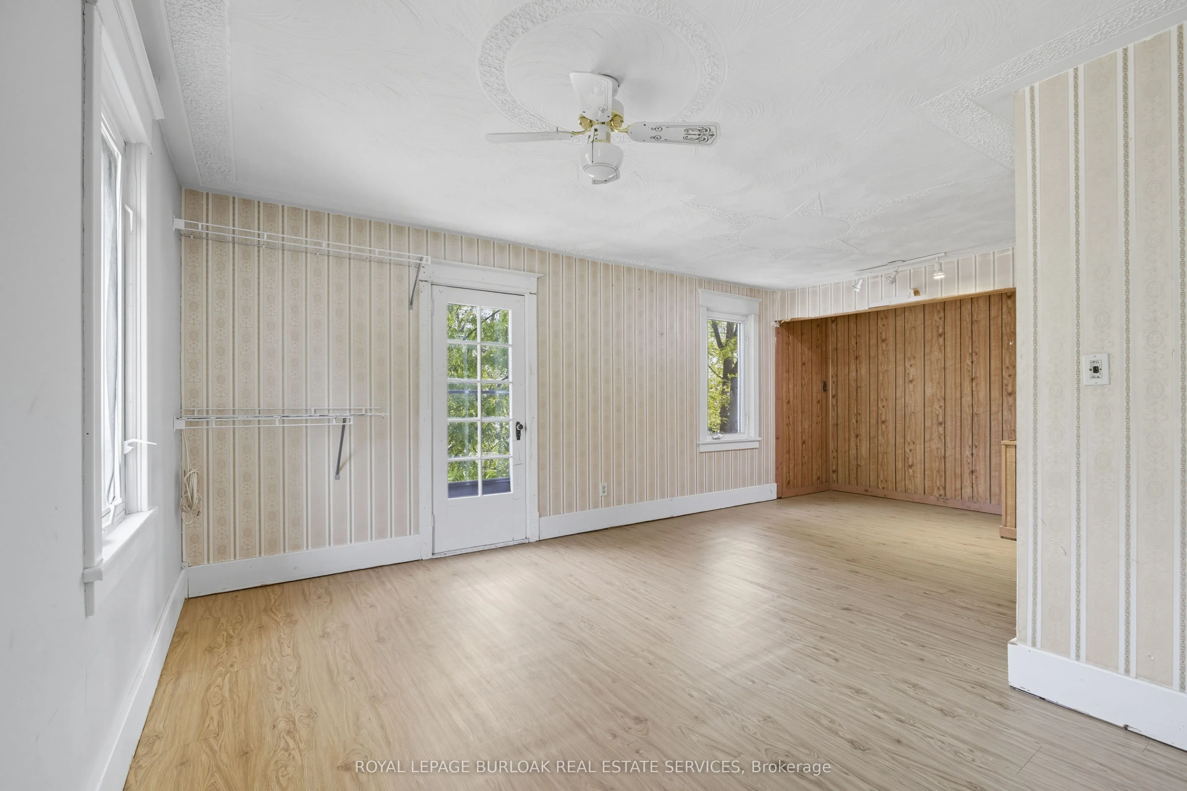 466 Nelson Avenue