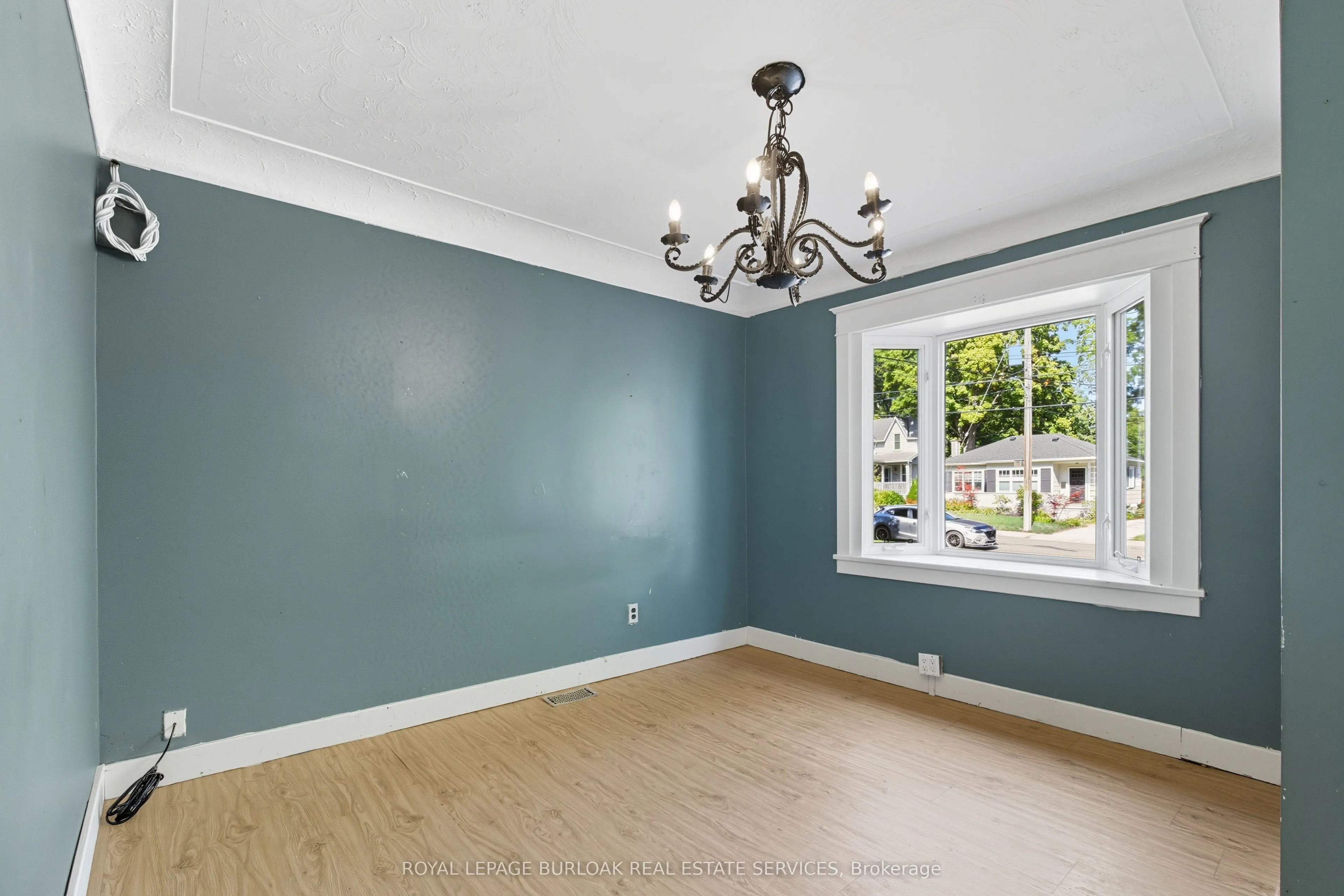 466 Nelson Avenue