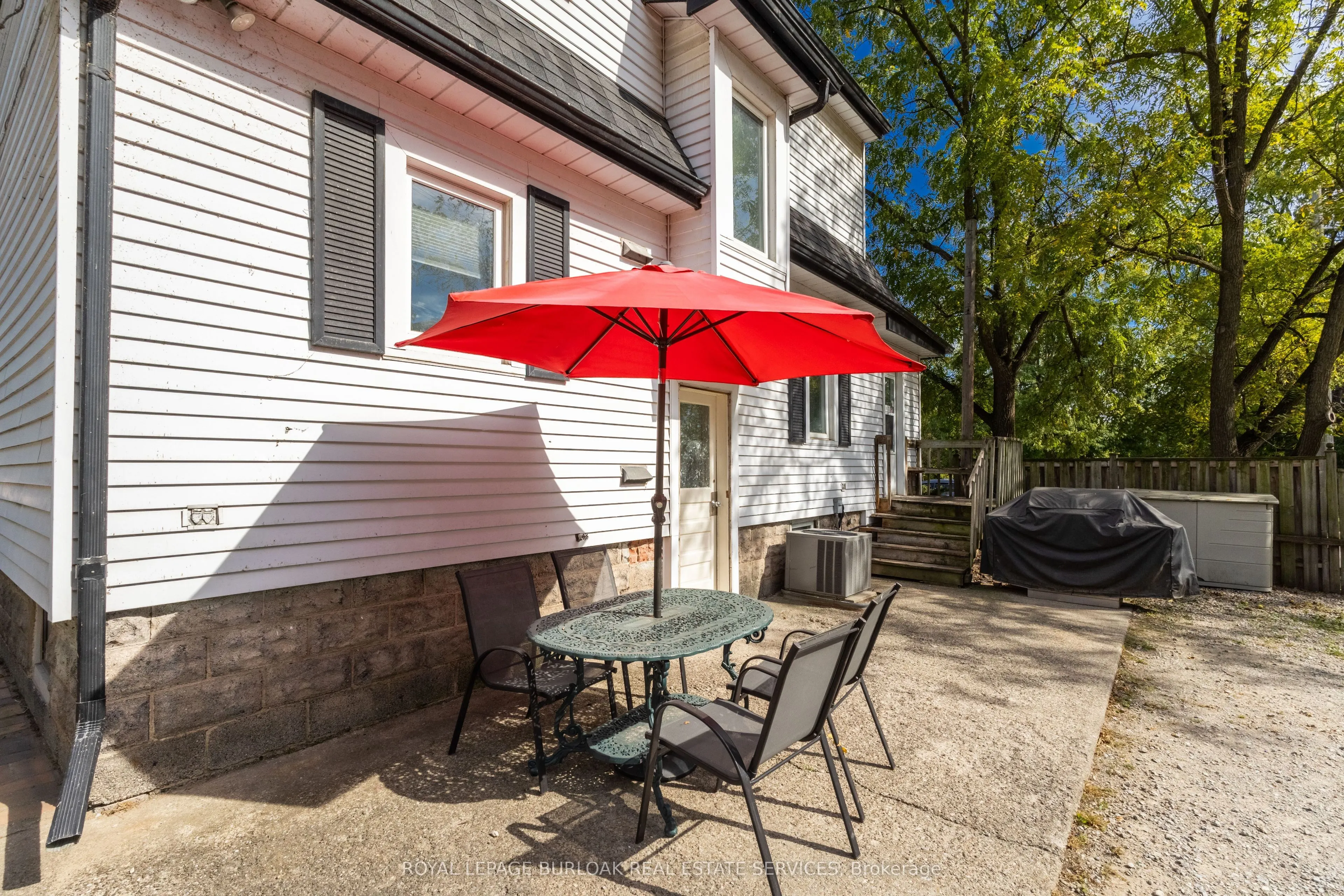 466 Nelson Avenue