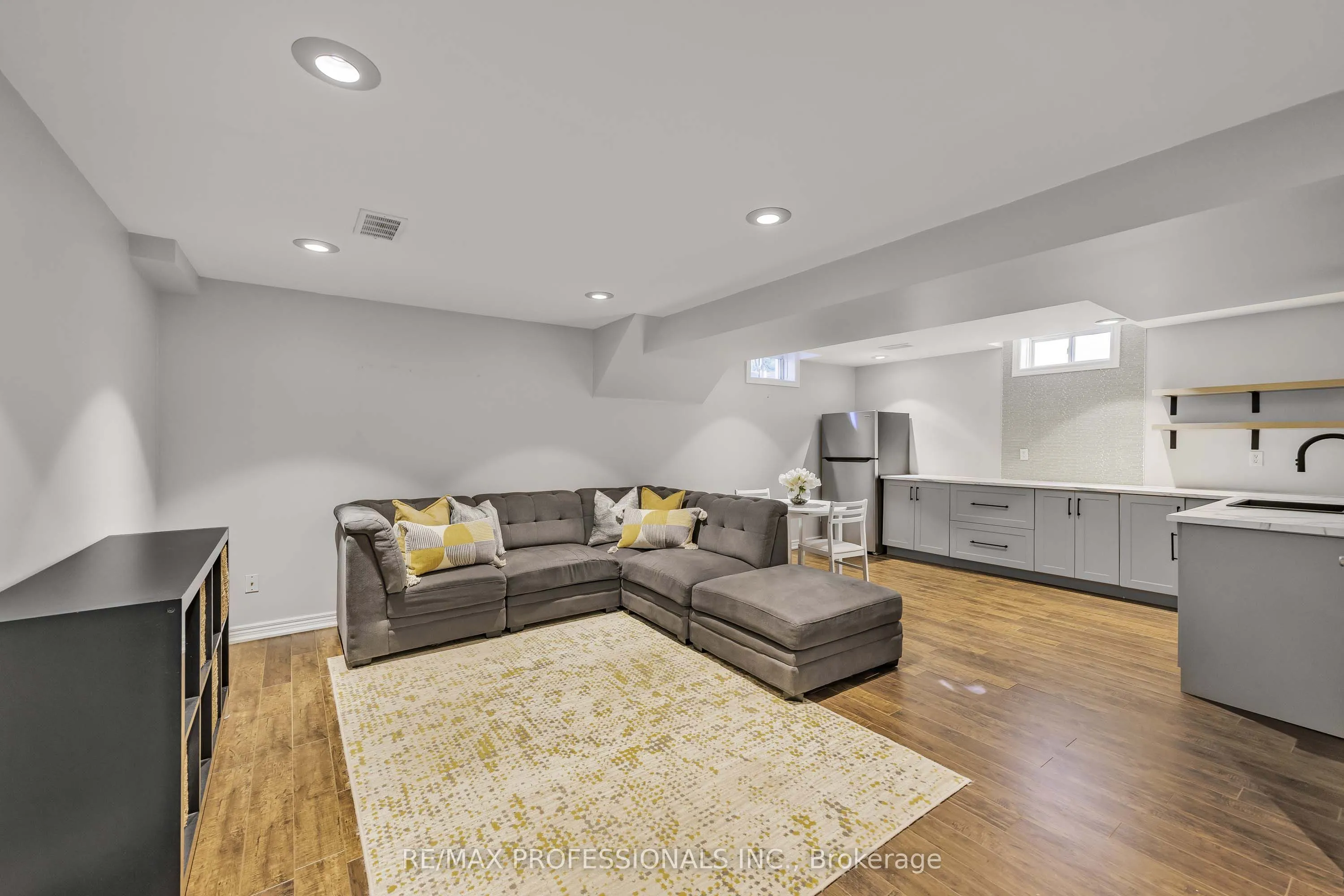 5398 Anvil Lane