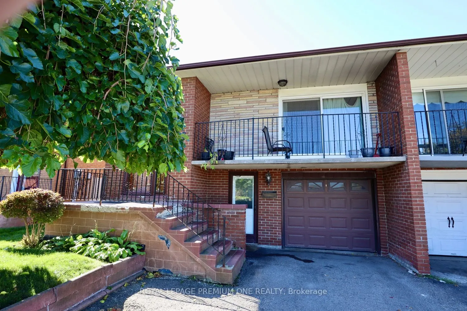 26 Royal Salisbury Way