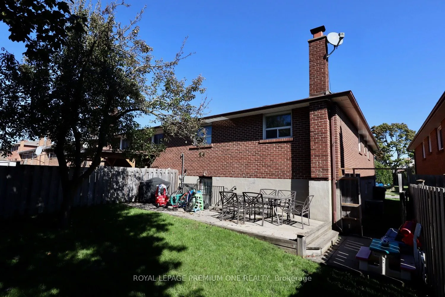 26 Royal Salisbury Way