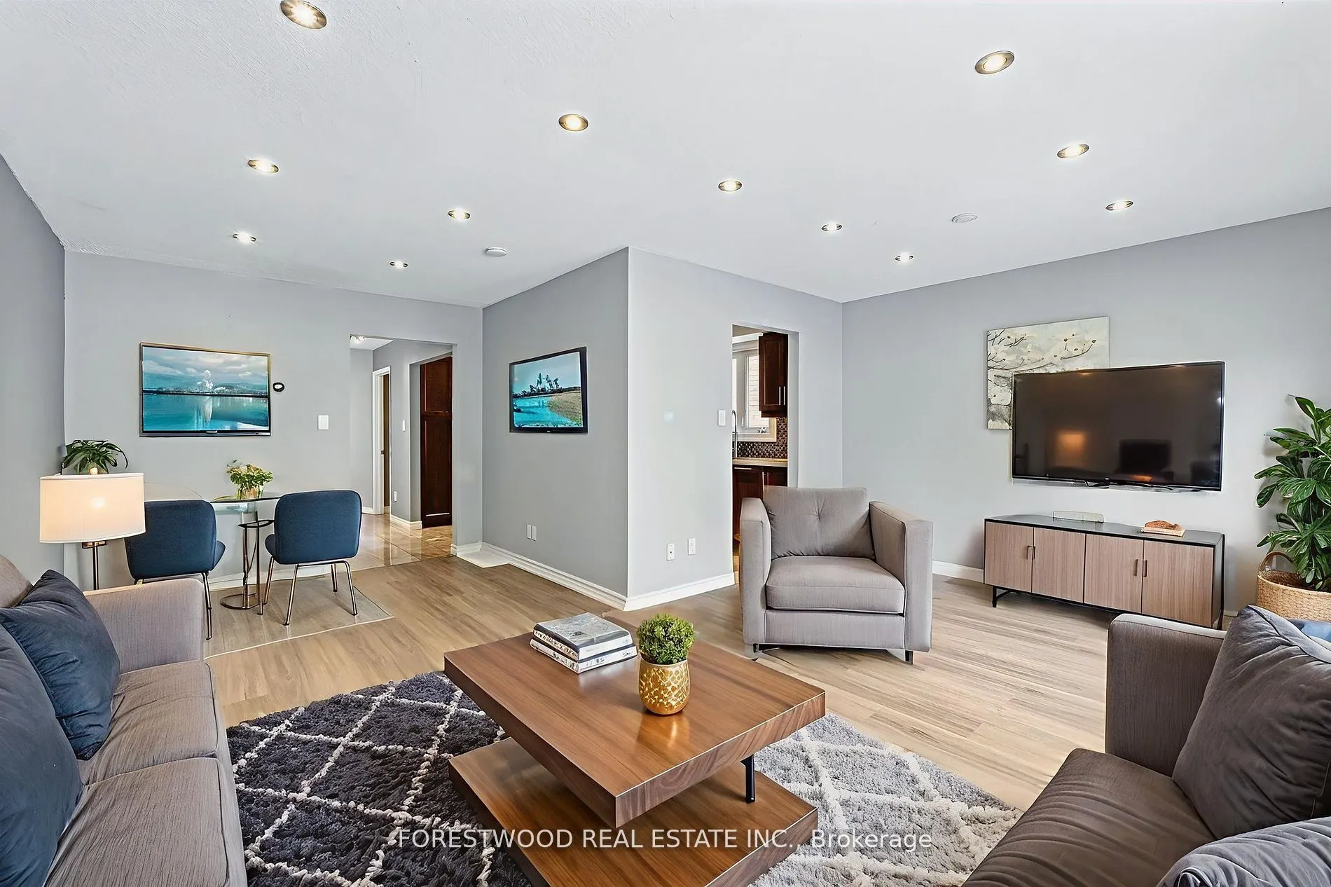 1619 Dewberry Crescent