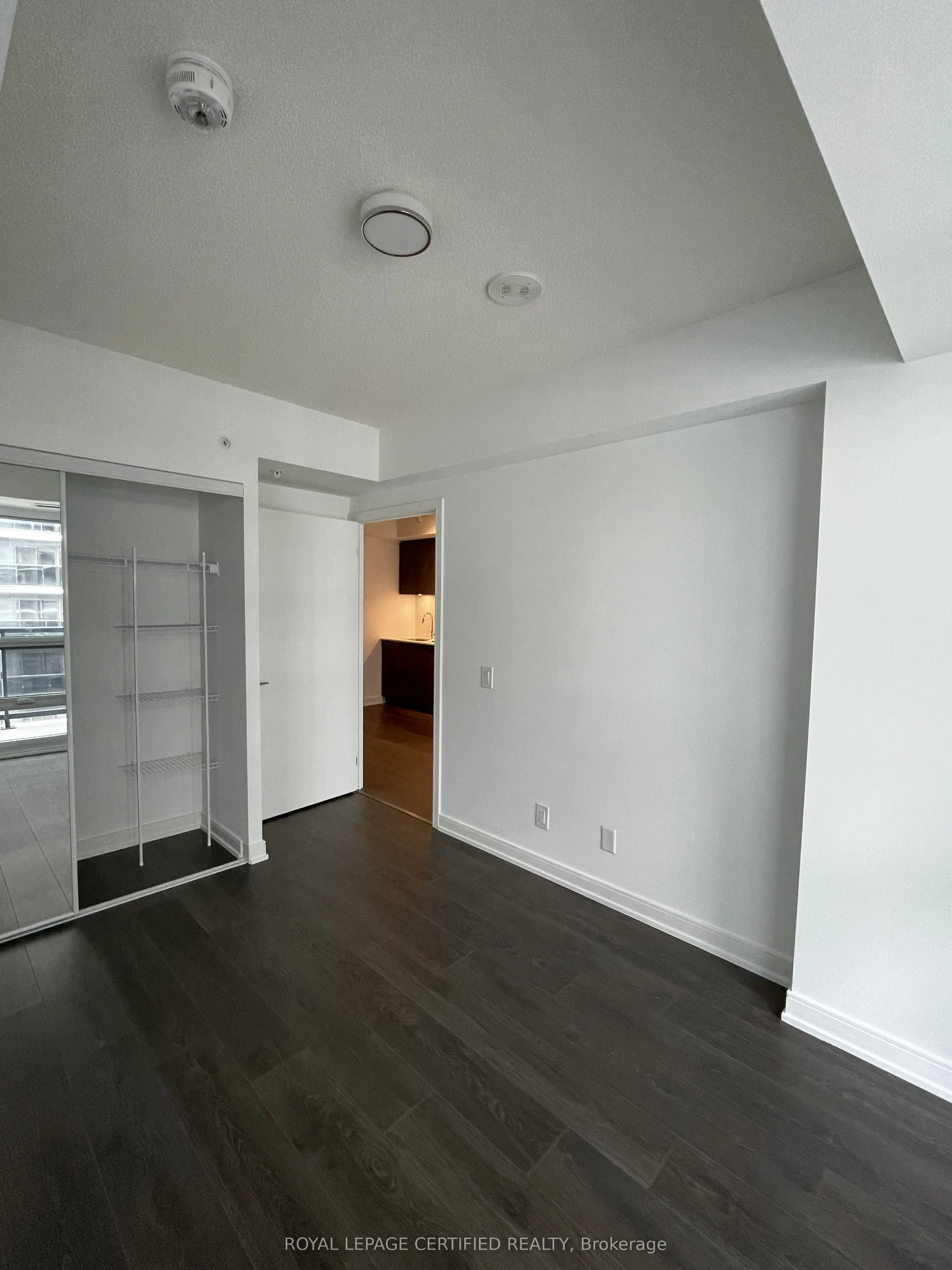 30 Samuel Wood Way, #1106