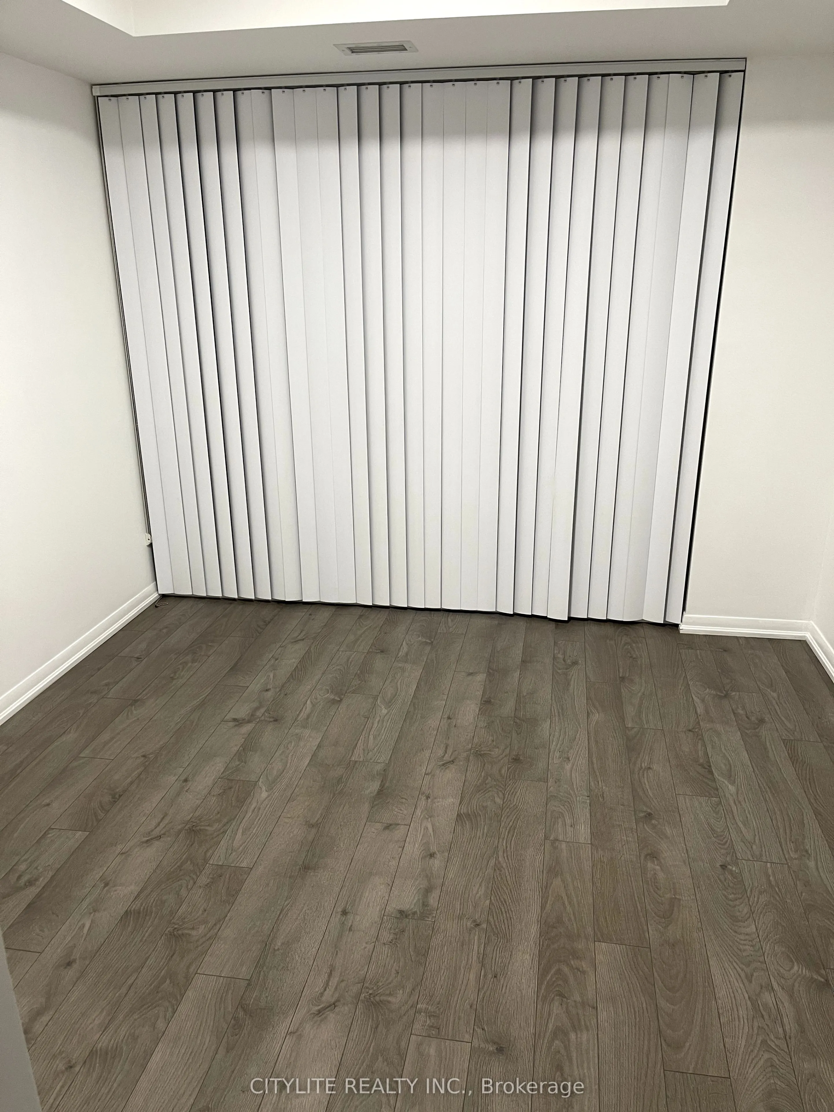 3091 Dufferin Street, #521