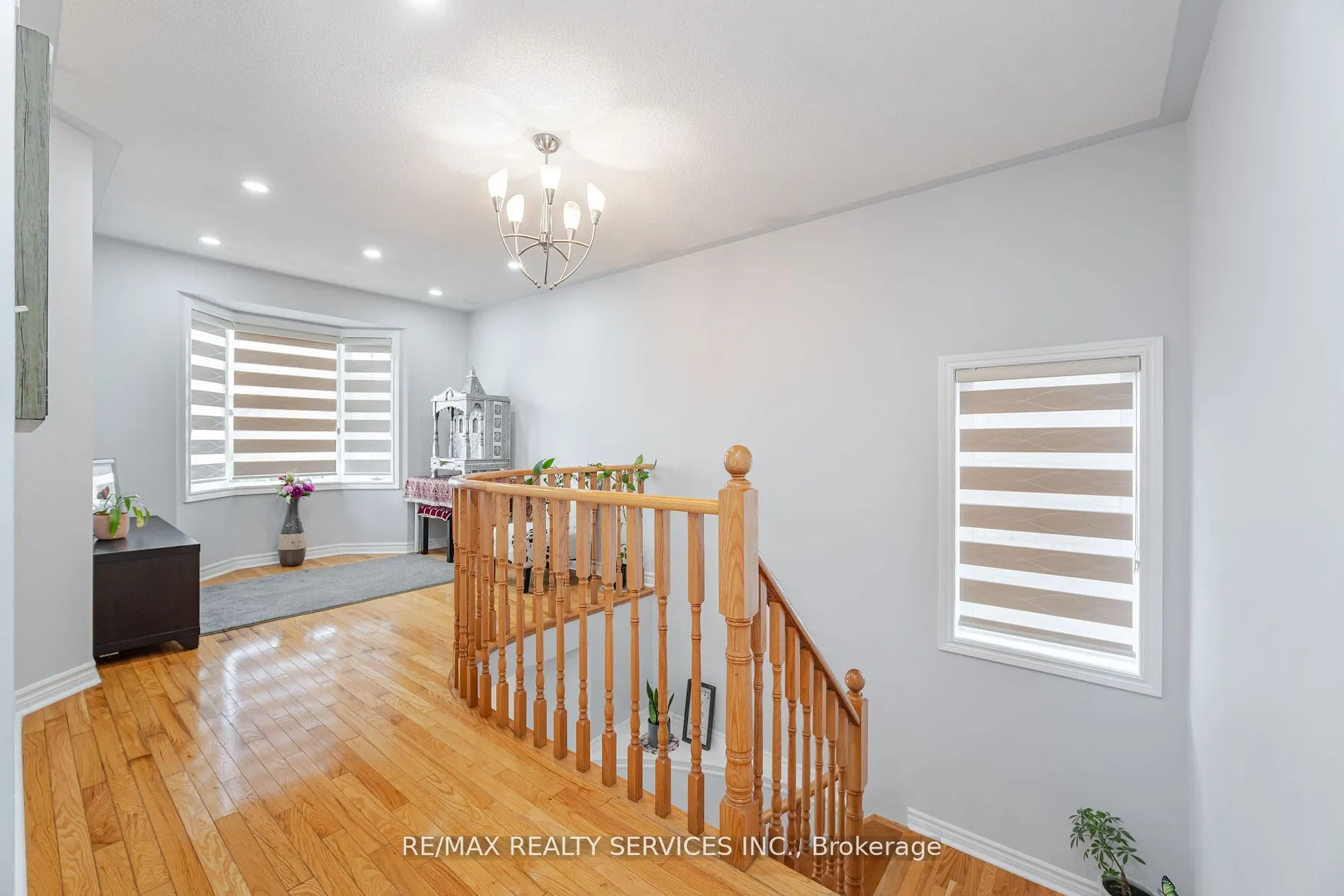 27 Hardgate Crescent
