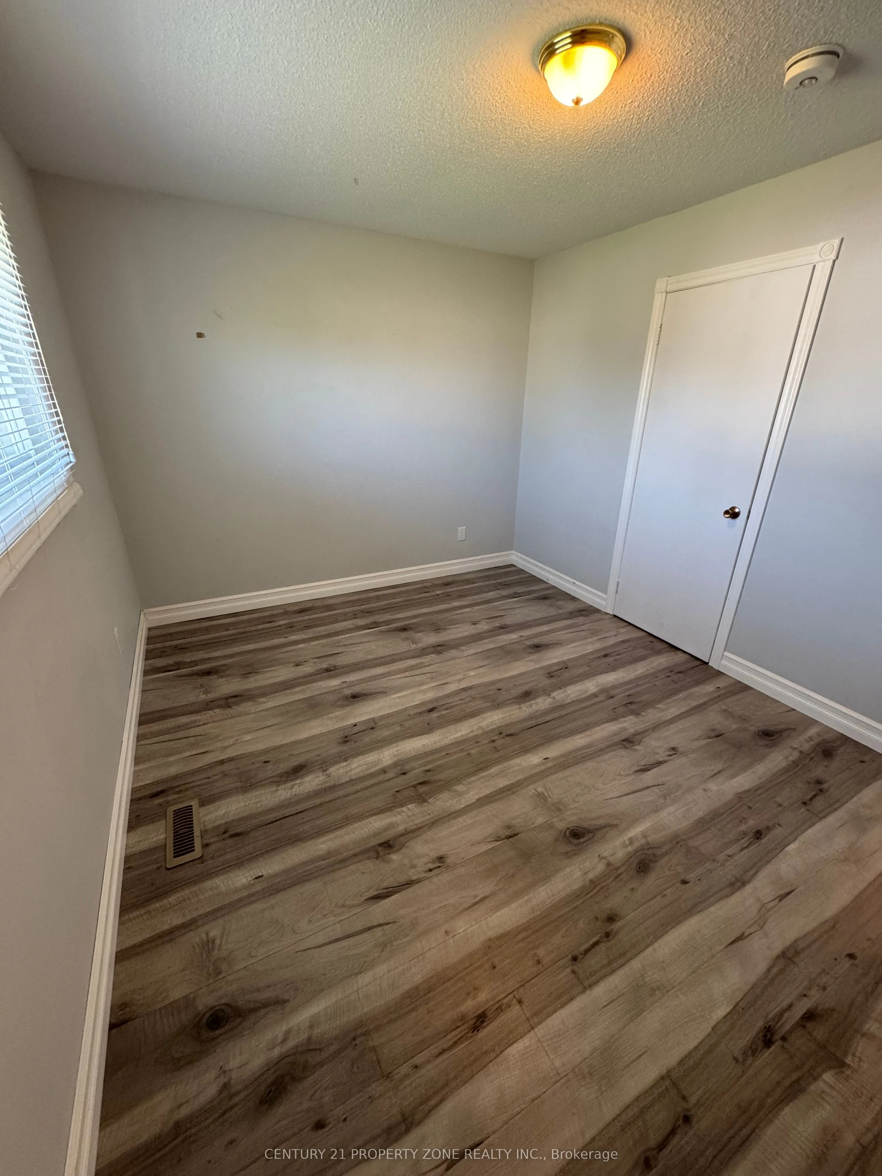 78 Marchbank Crescent