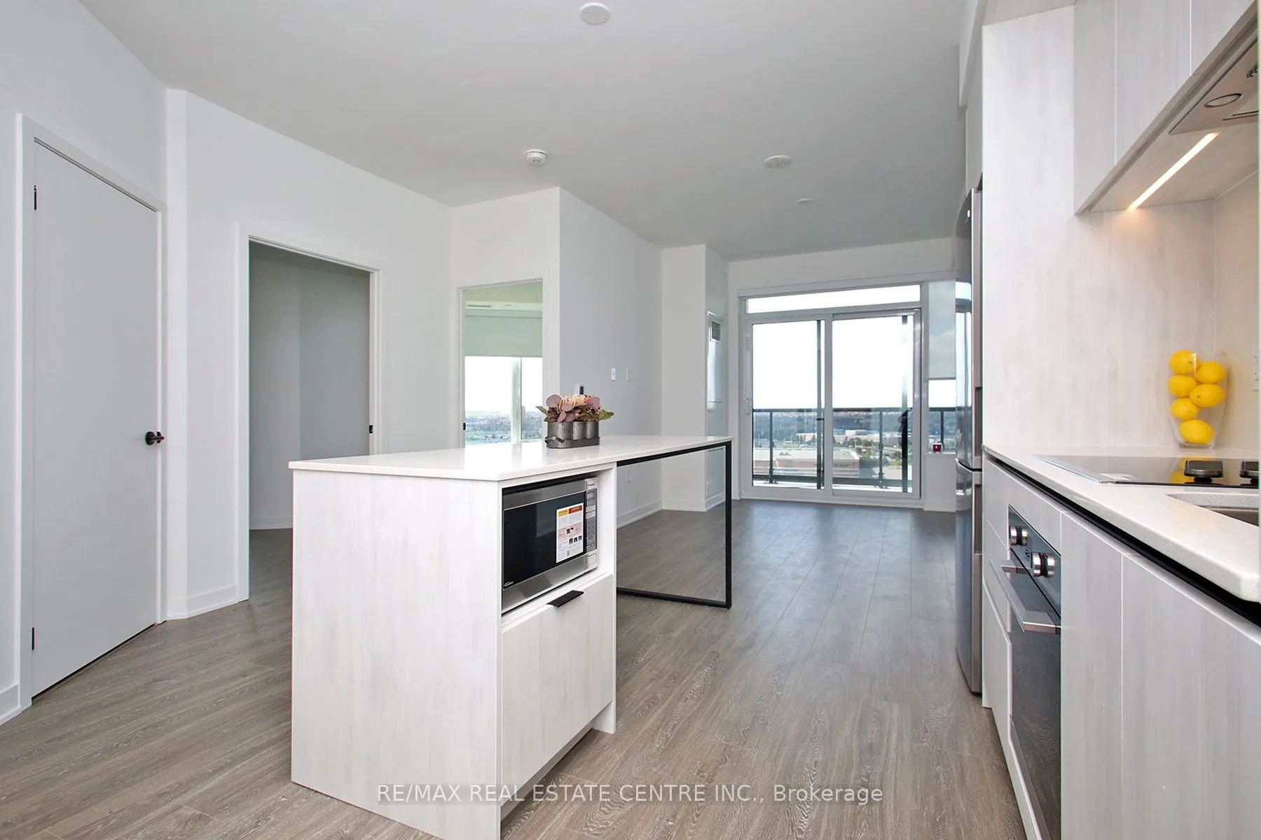2495 Eglinton Avenue W, #1506