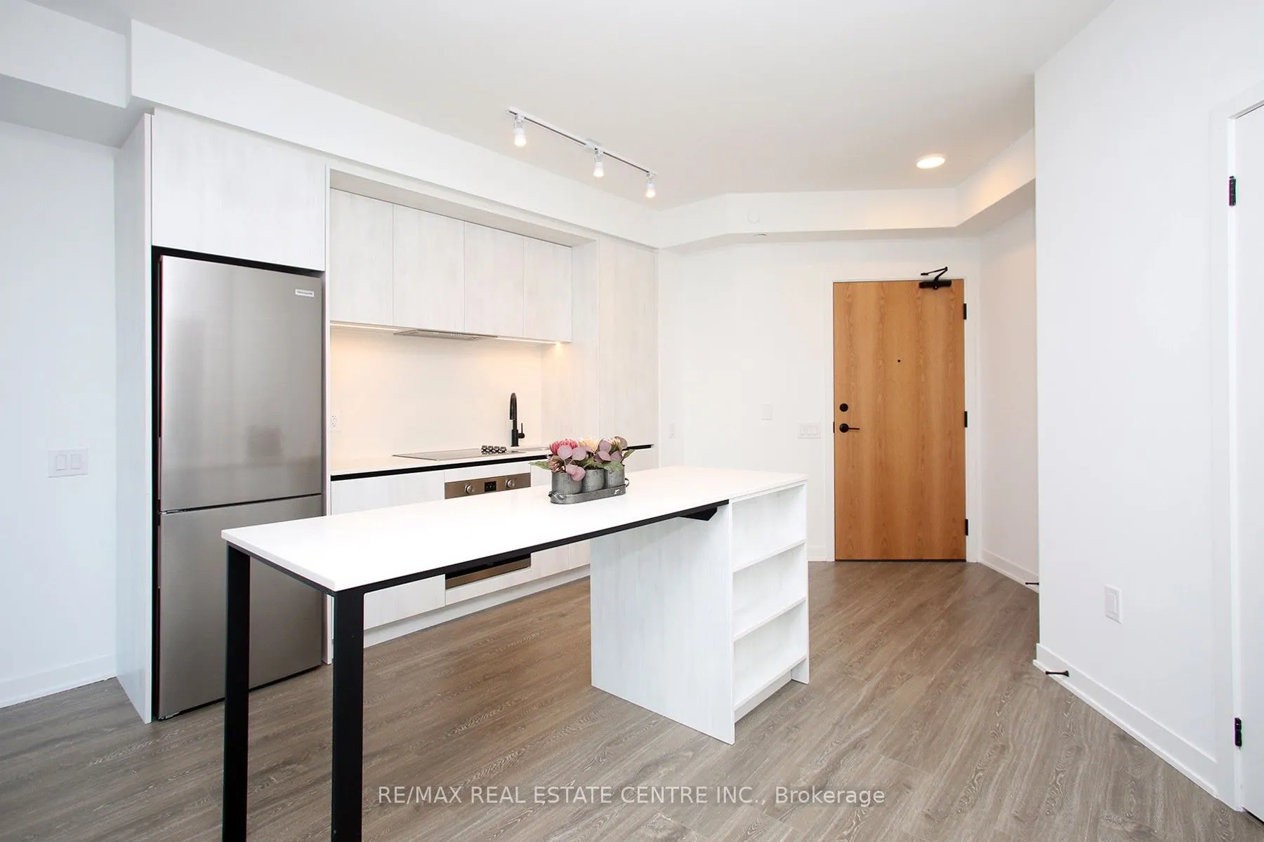 2495 Eglinton Avenue W, #1506