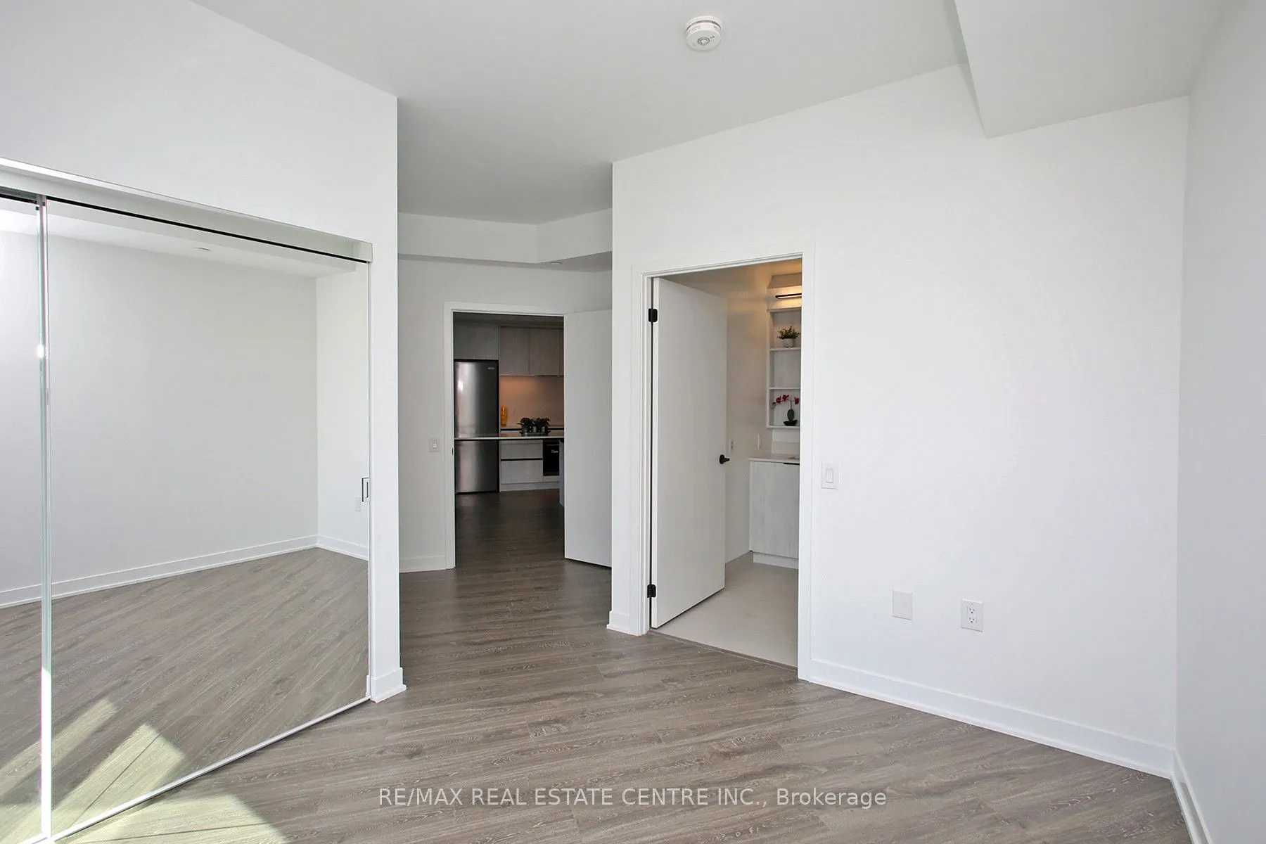 2495 Eglinton Avenue W, #1506