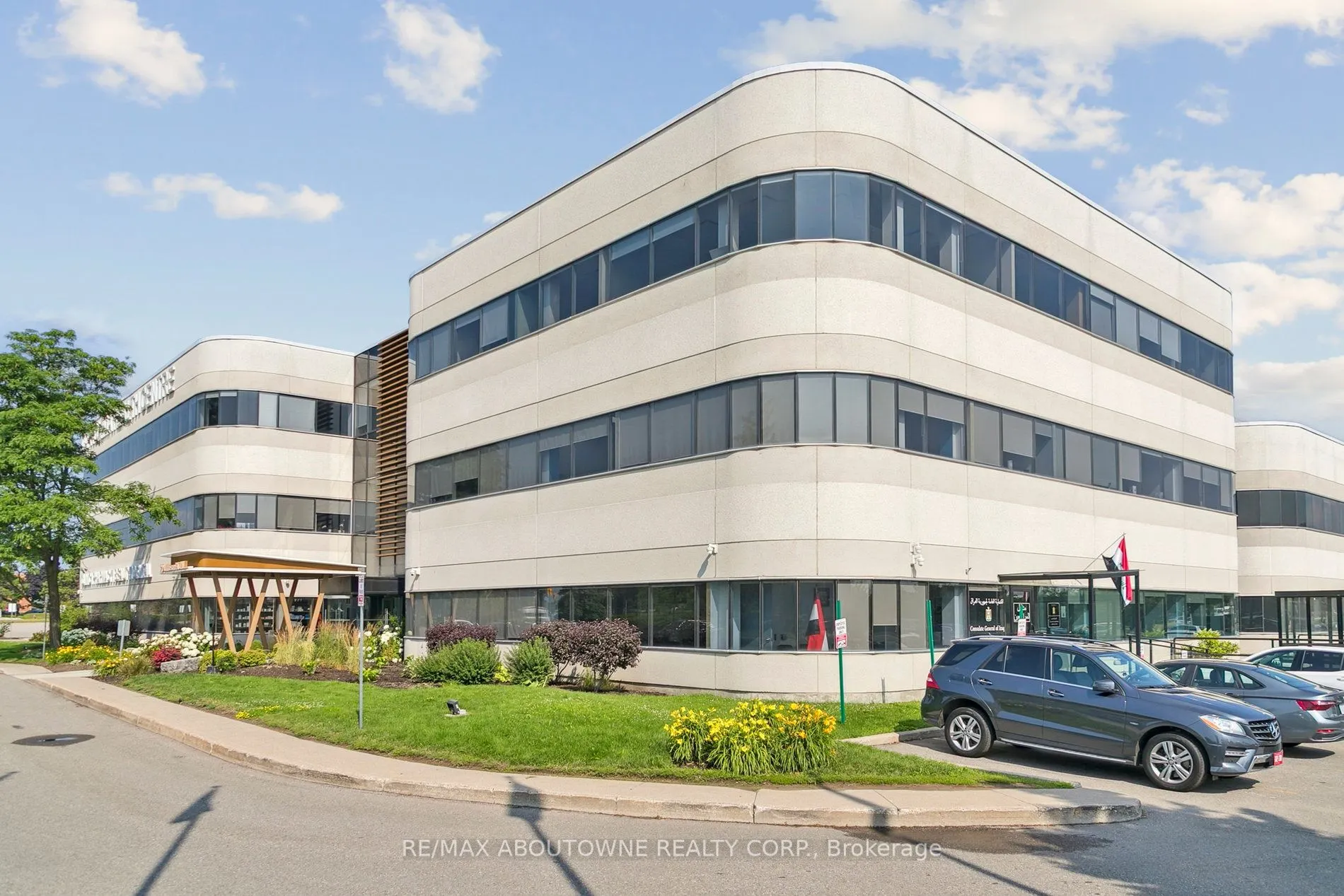 320 Matheson Boulevard W, #216