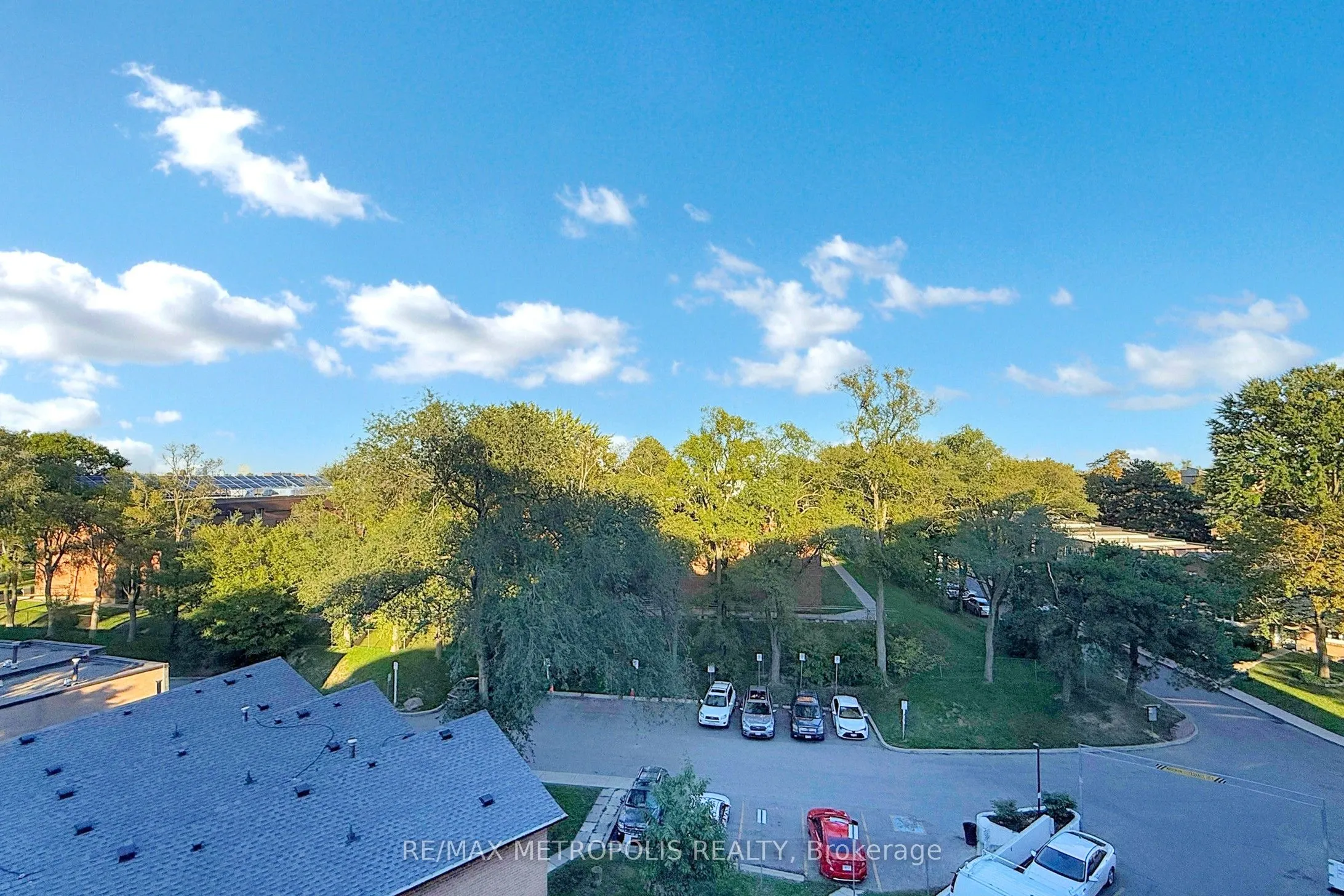 80 Grandravine Drive, #809