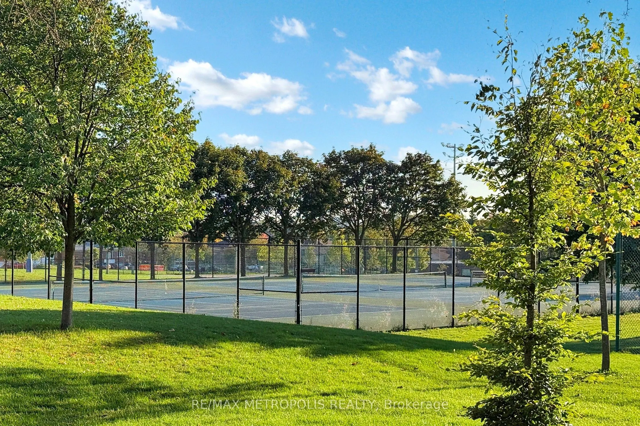 80 Grandravine Drive, #809