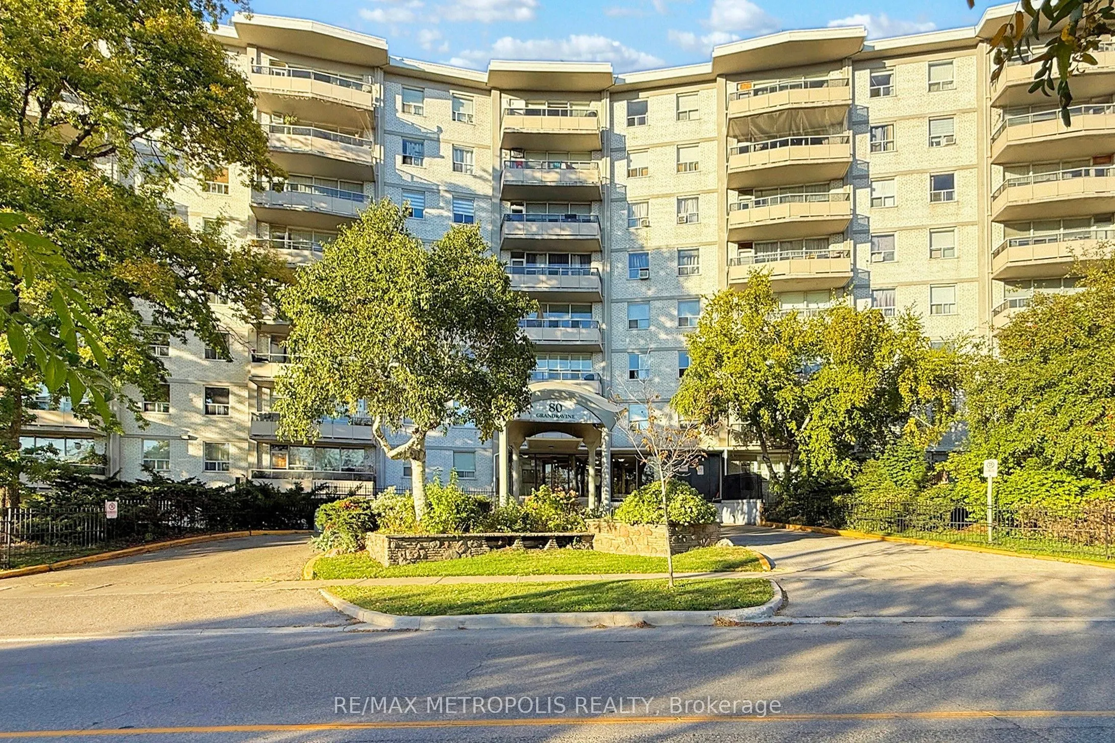 80 Grandravine Drive, #809