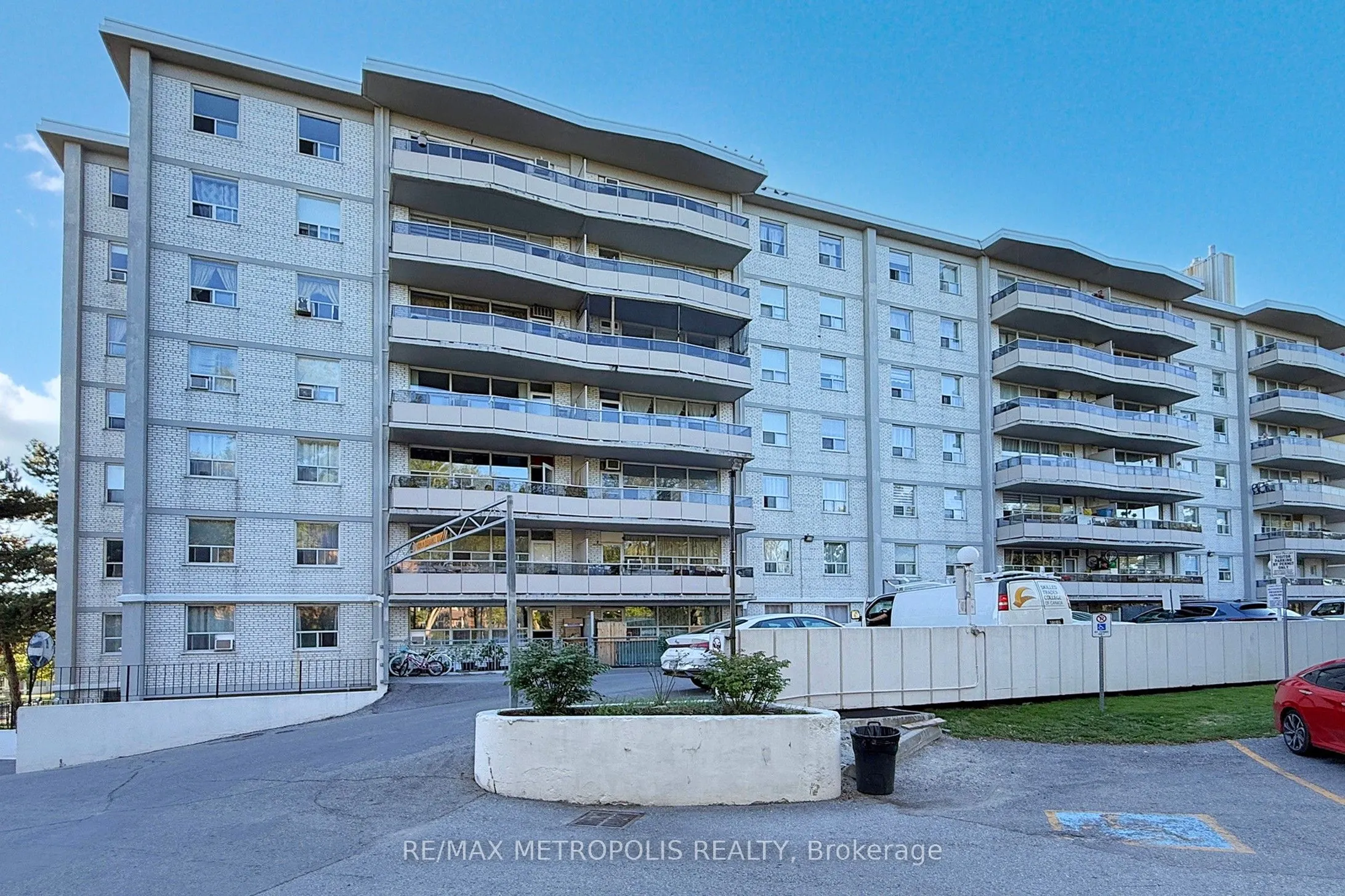 80 Grandravine Drive, #809