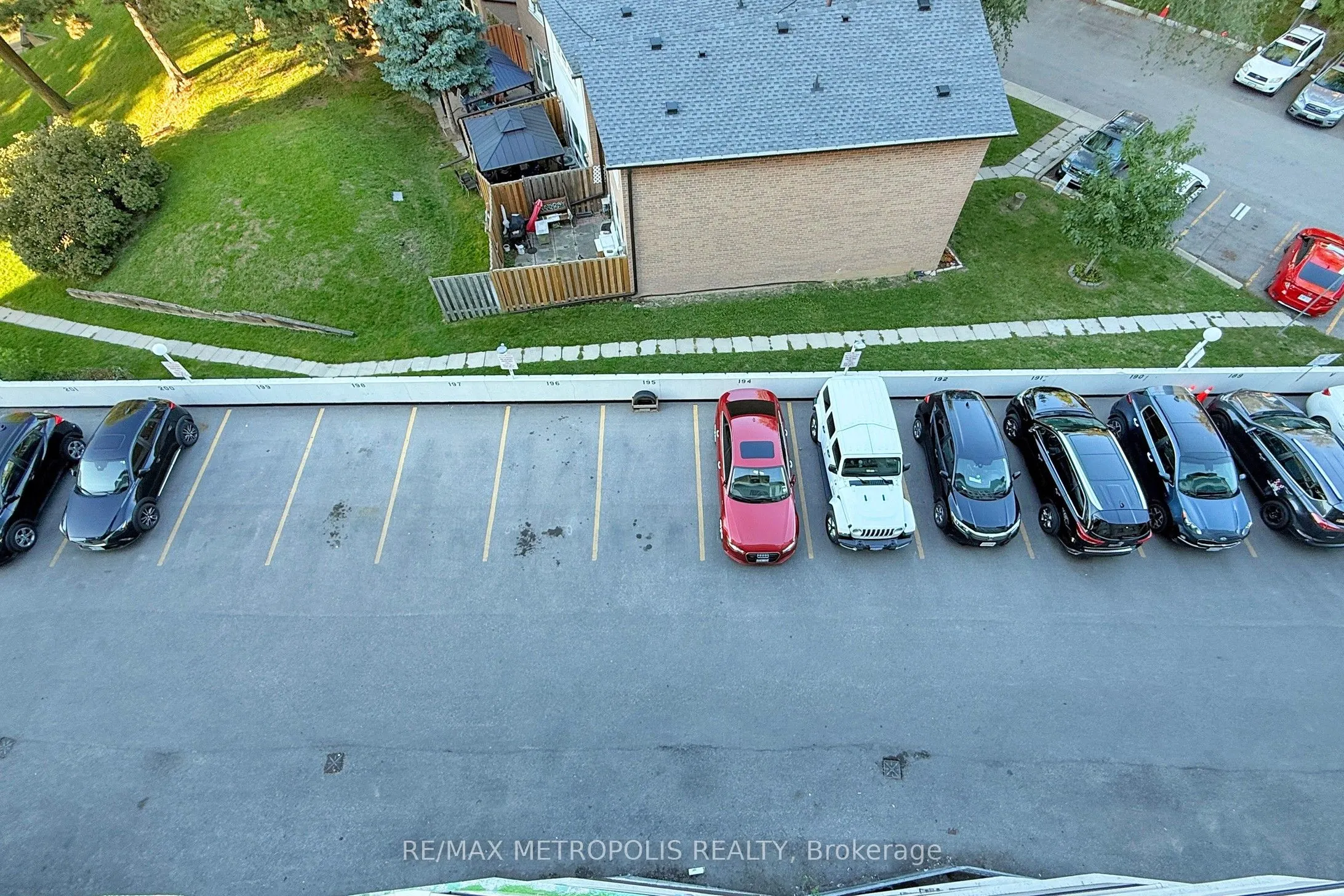 80 Grandravine Drive, #809