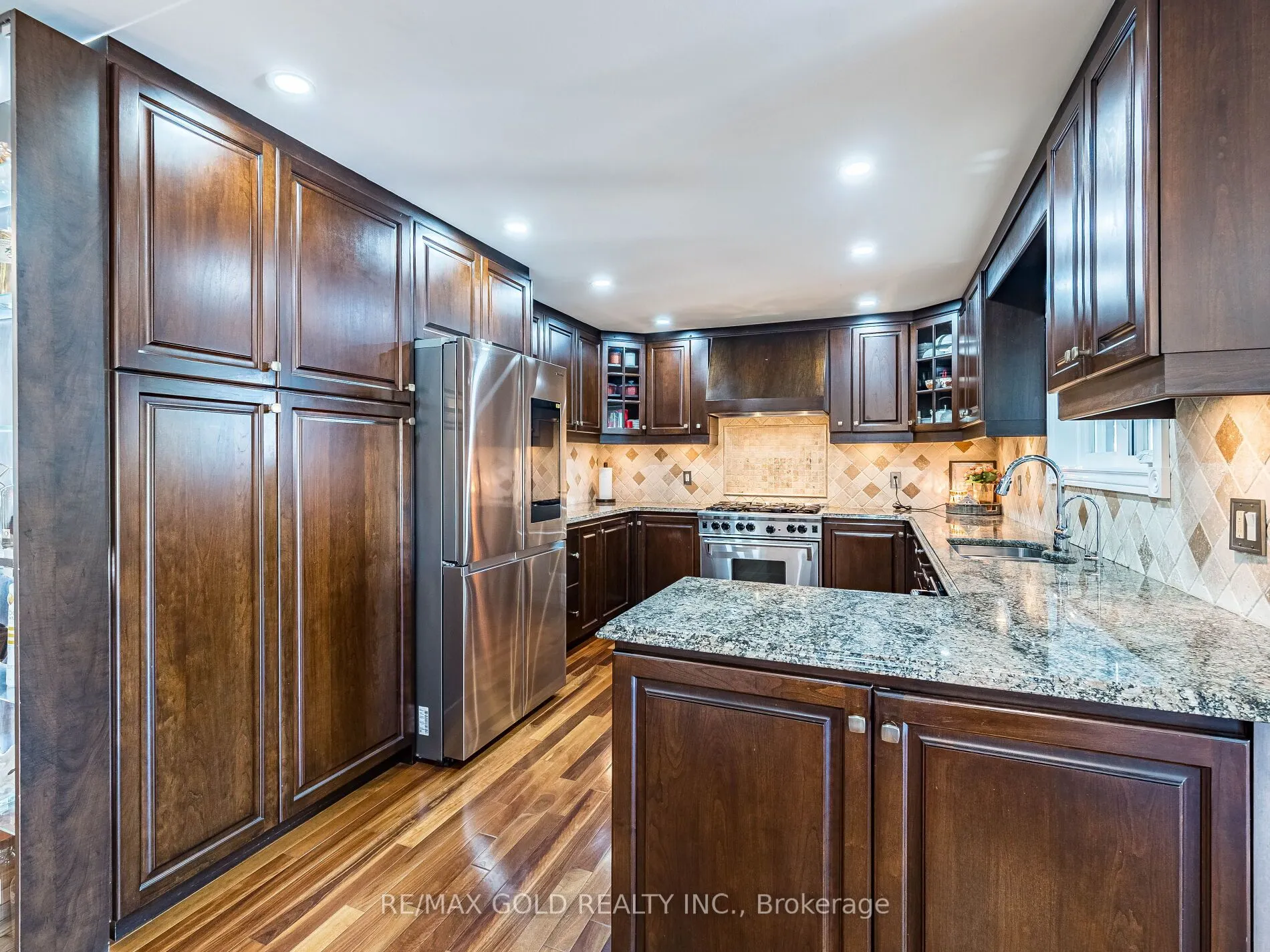 74 Porchlight Road