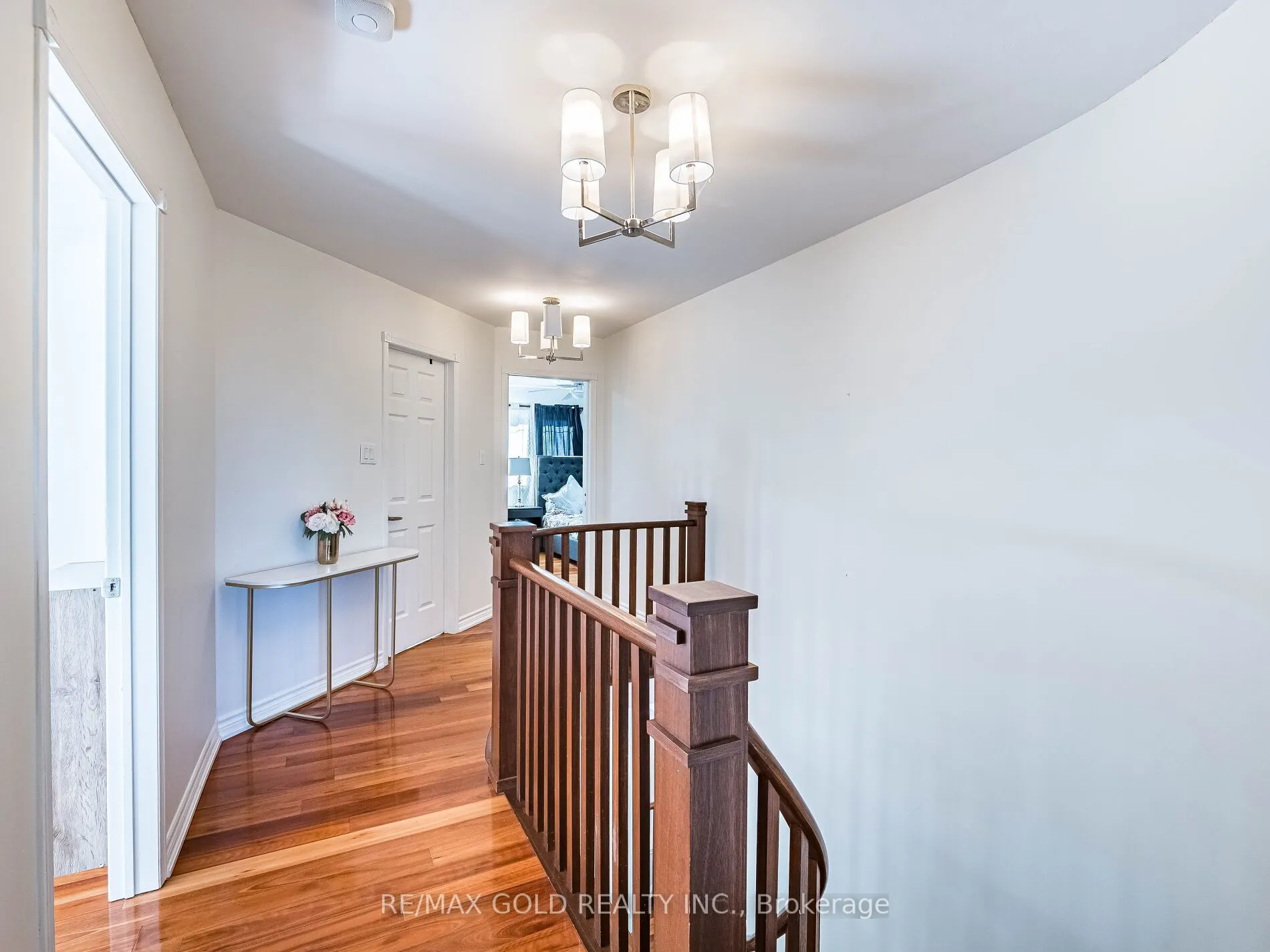 74 Porchlight Road