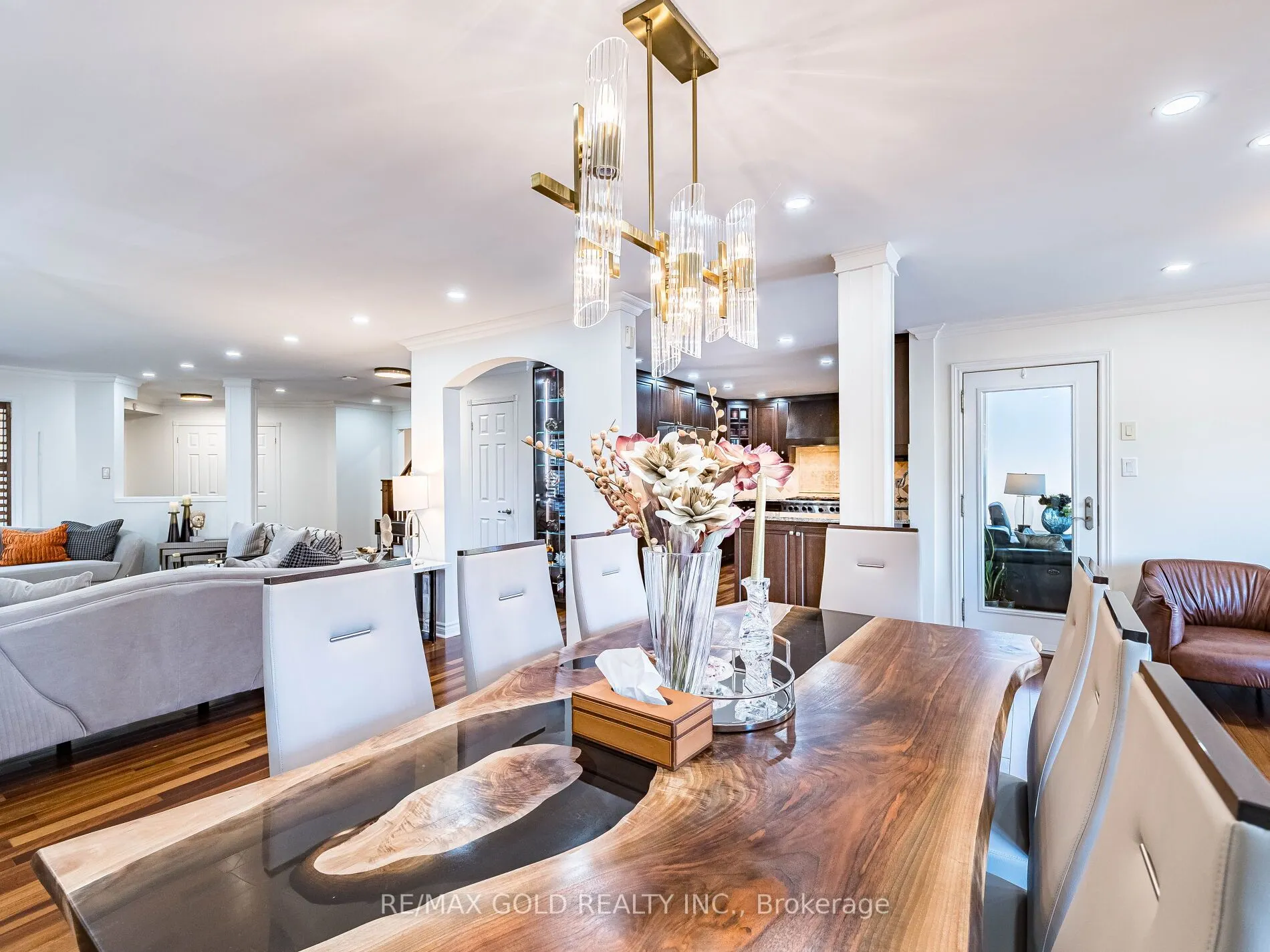 74 Porchlight Road