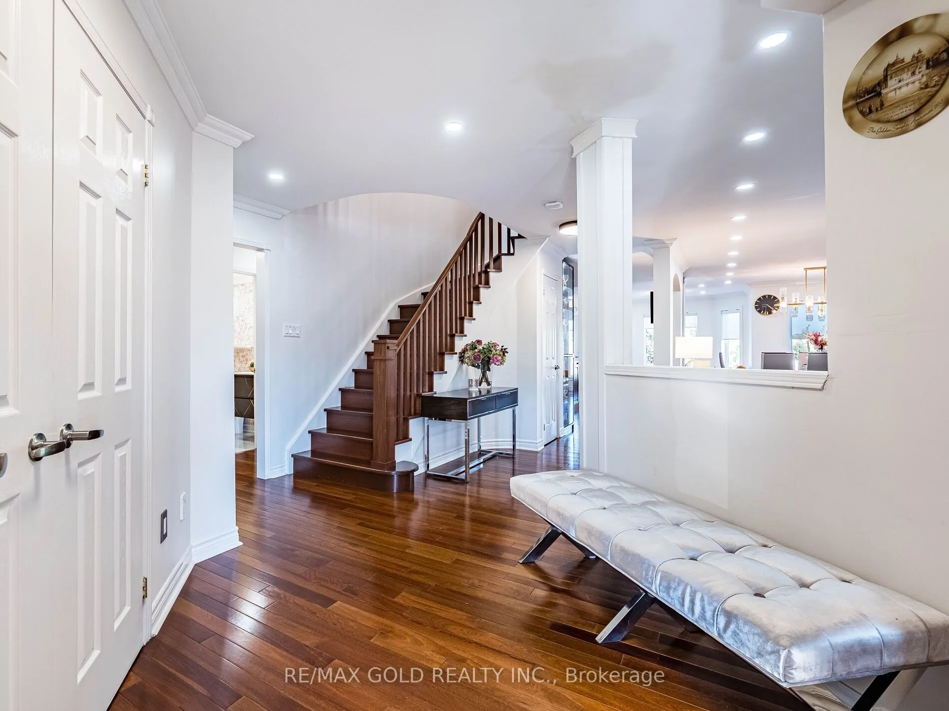 74 Porchlight Road