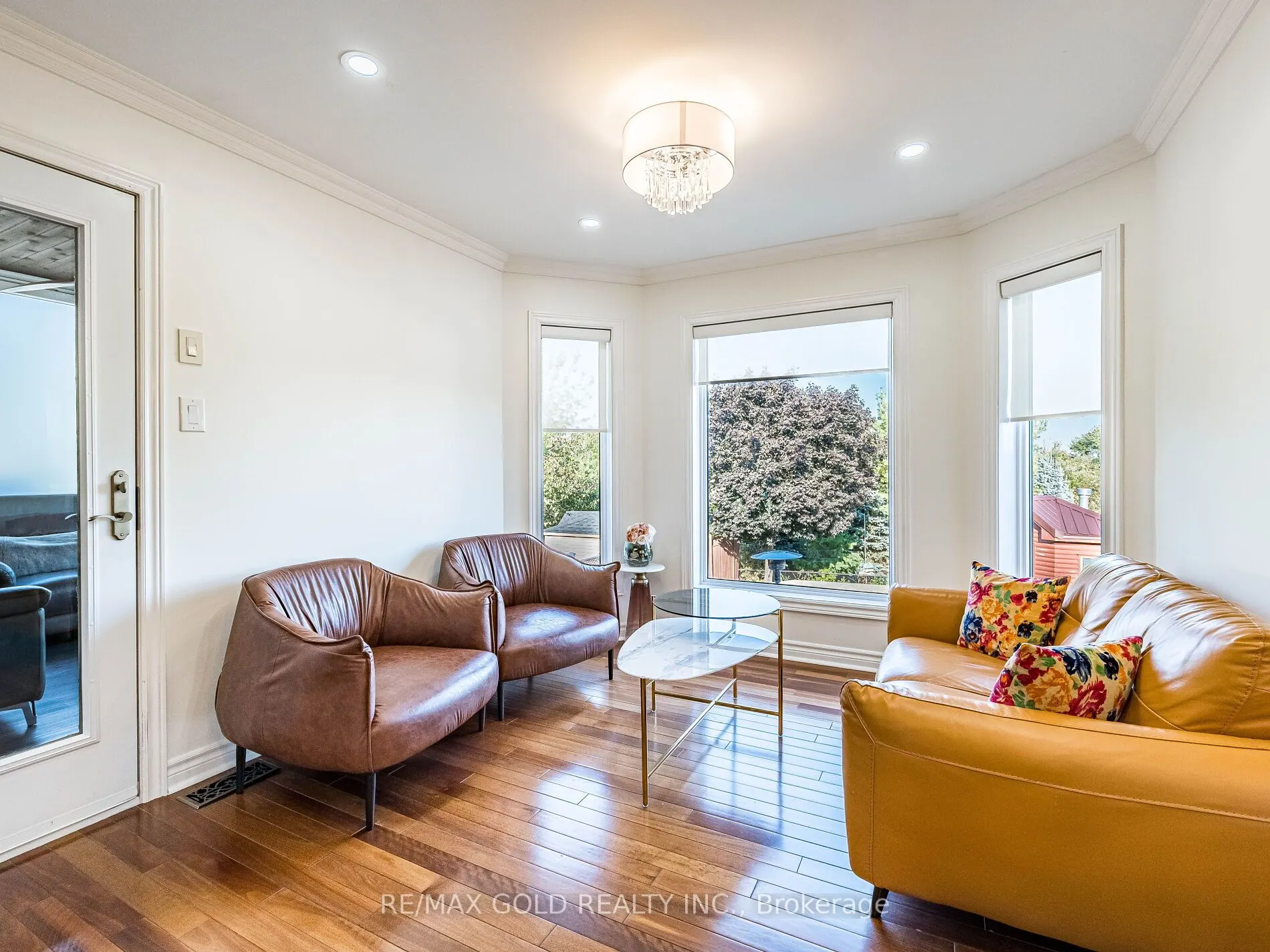 74 Porchlight Road