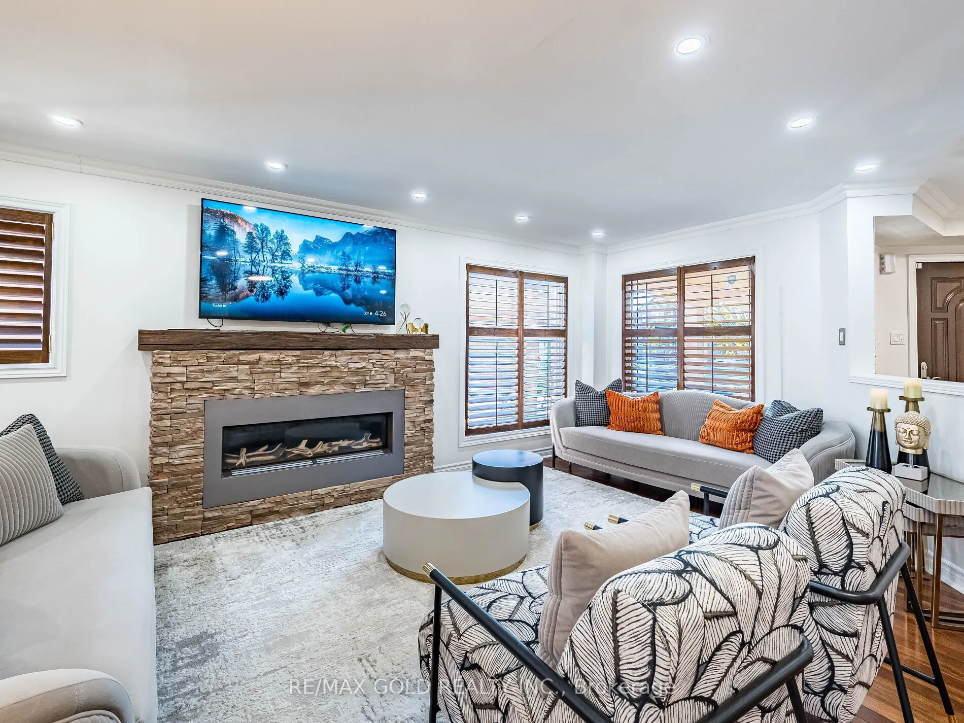 74 Porchlight Road